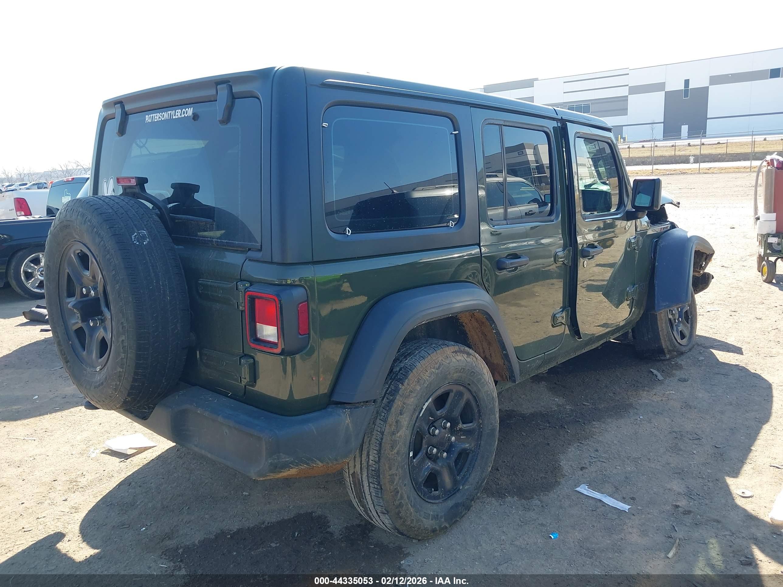 JEEP WRANGLER image 4