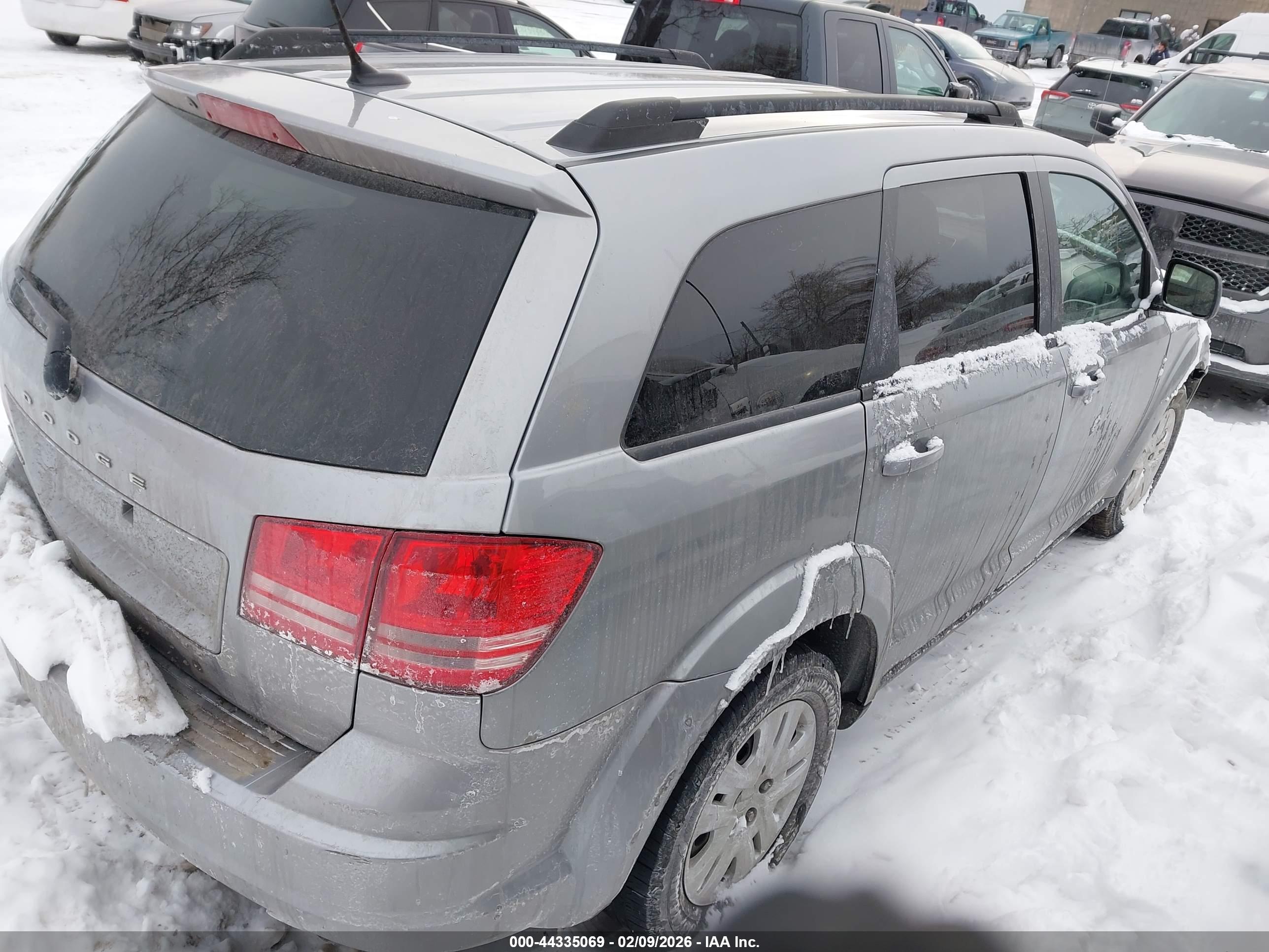 DODGE JOURNEY image 4