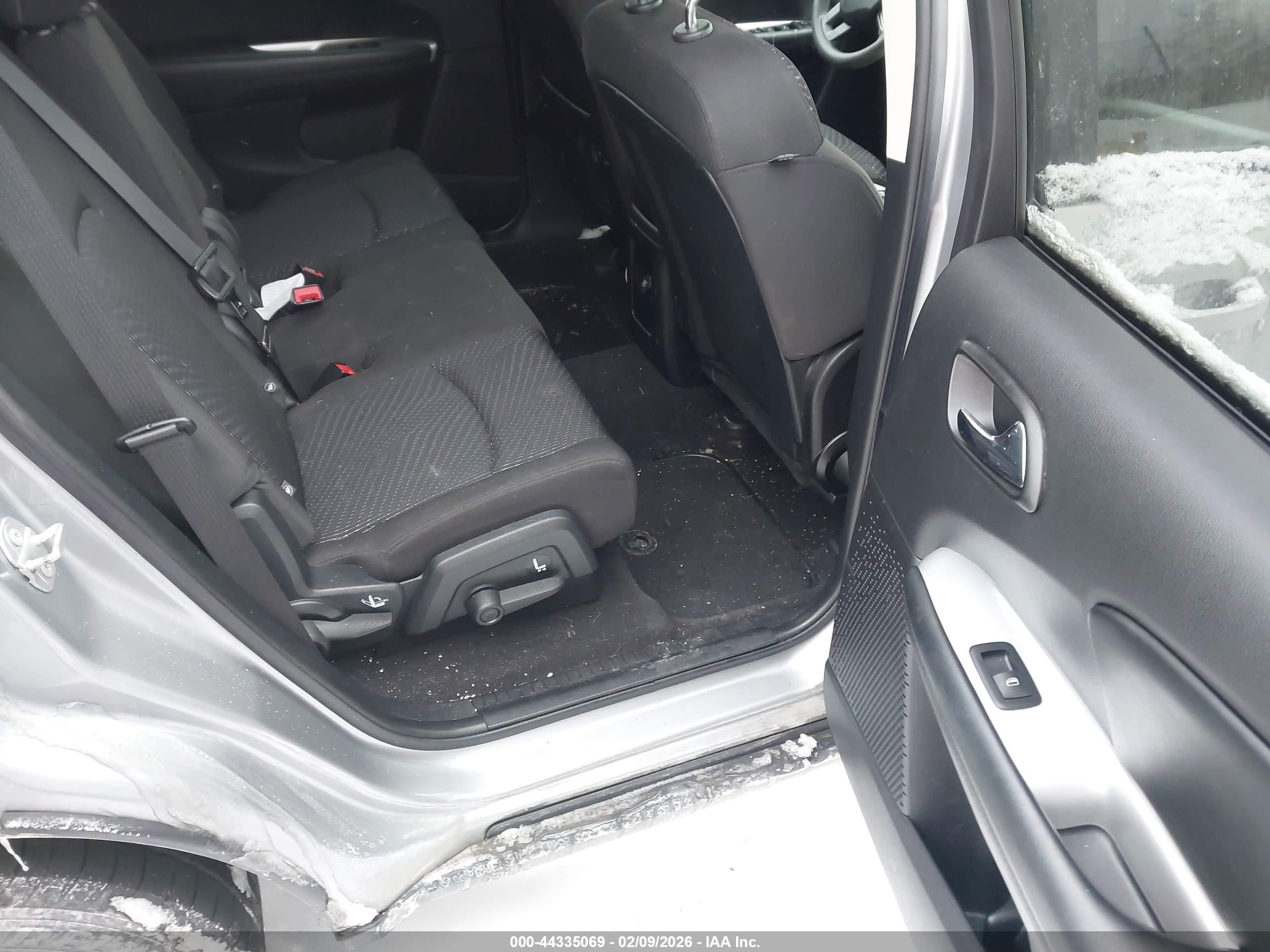 DODGE JOURNEY image 8