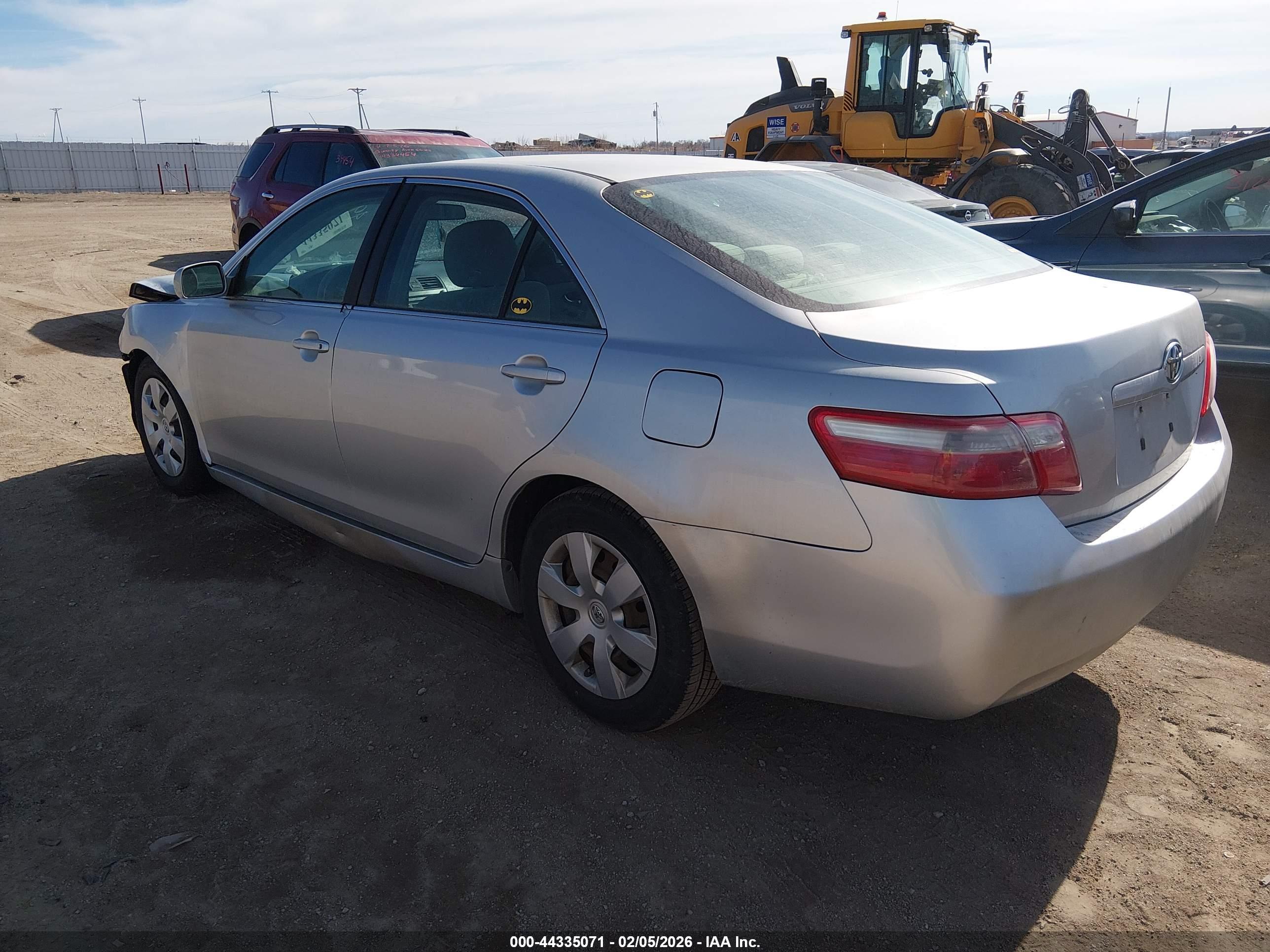 TOYOTA CAMRY image 3