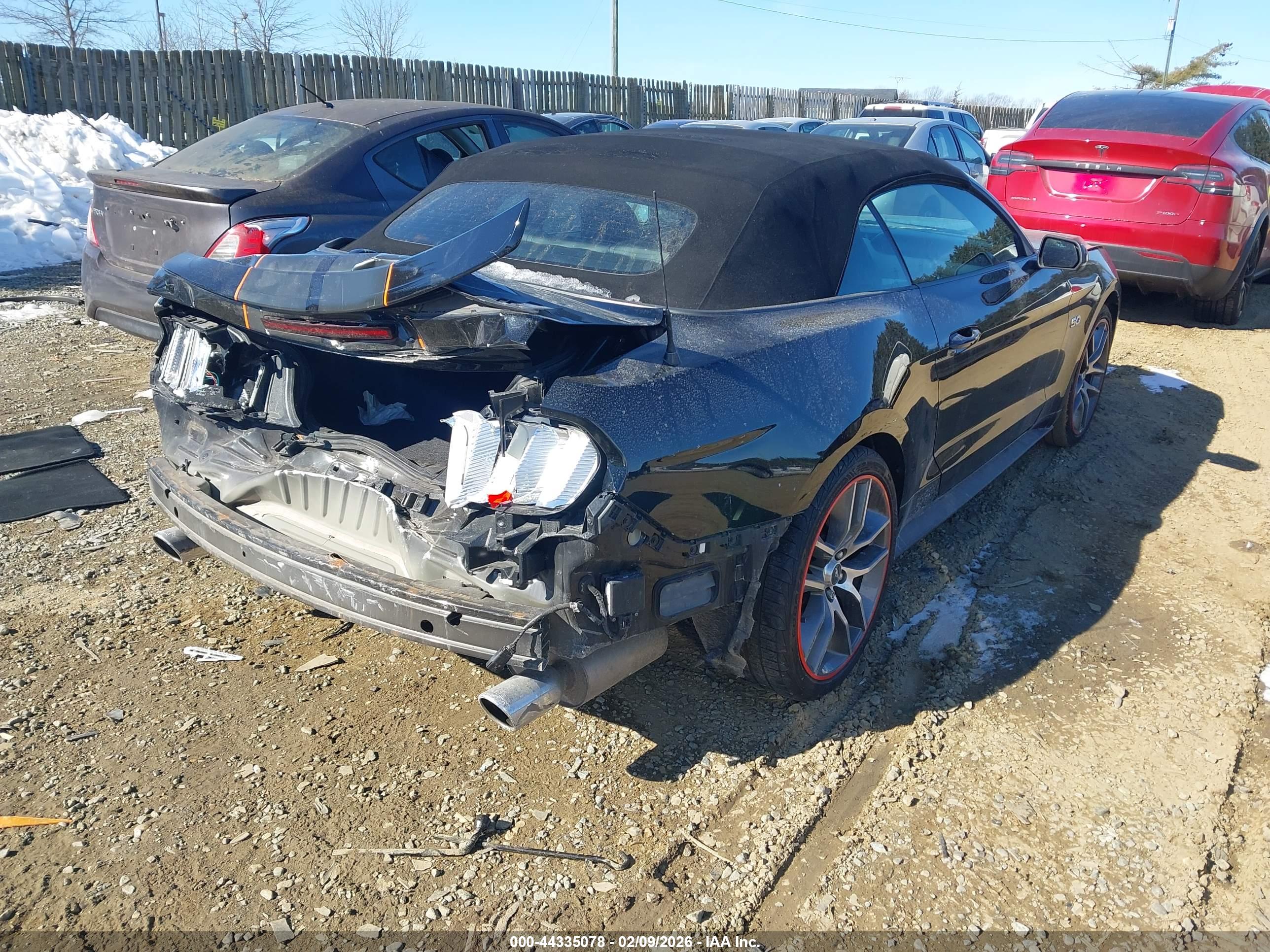 FORD MUSTANG image 4