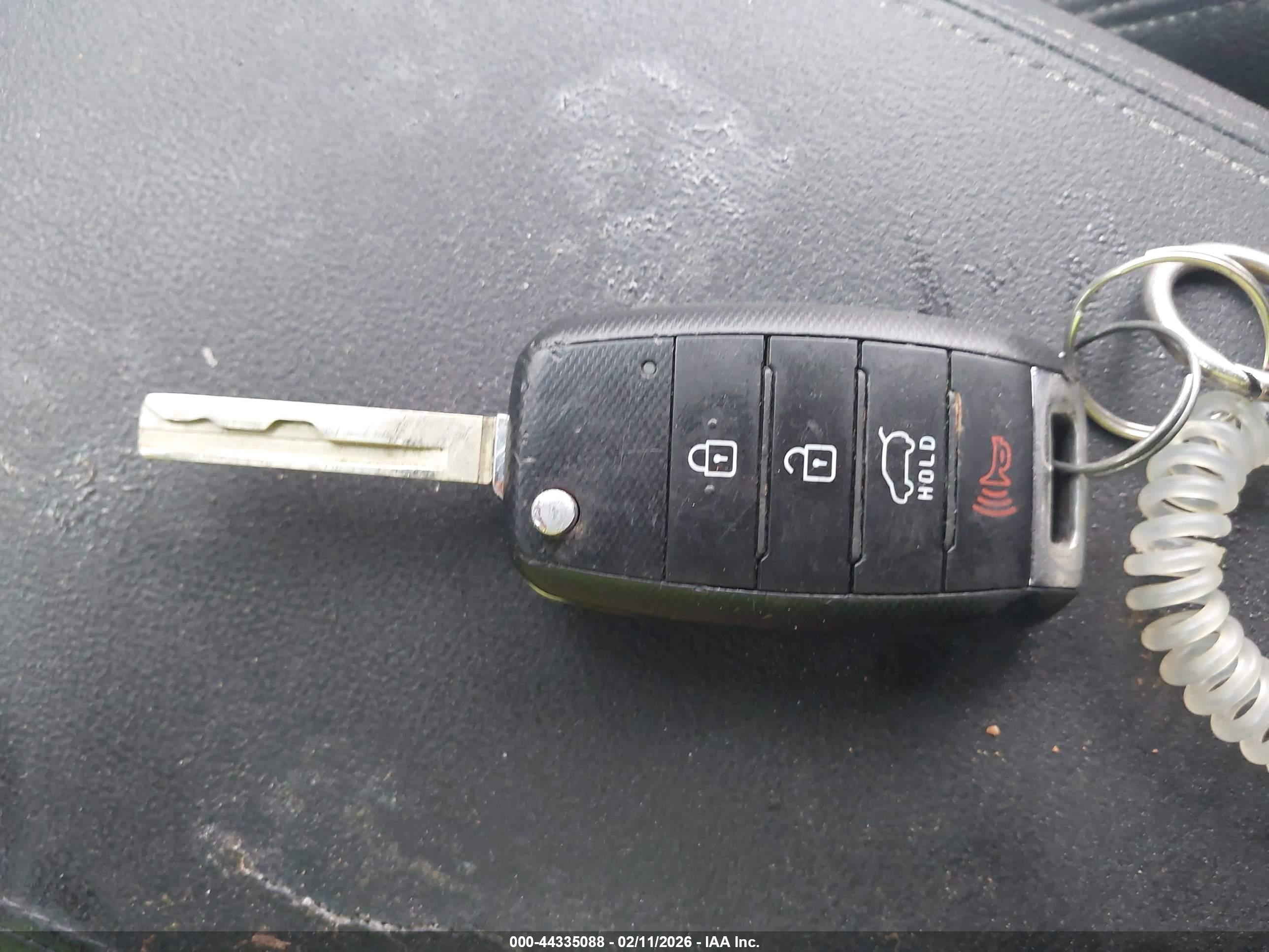 KIA SORENTO image 11