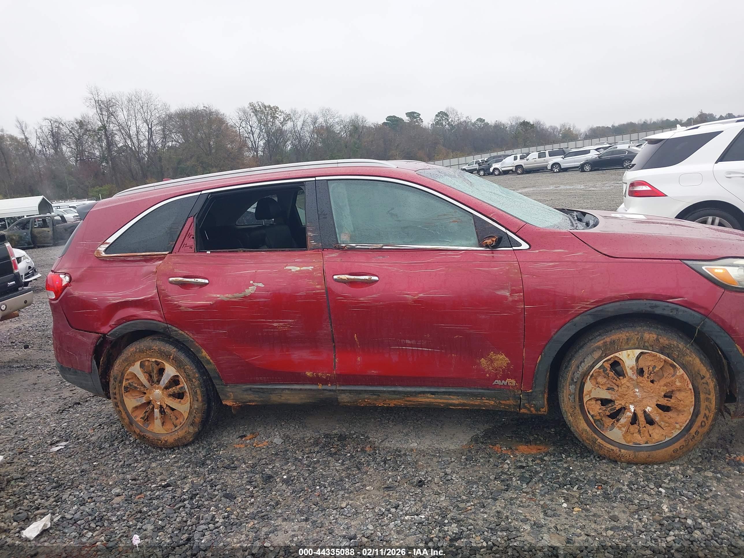 KIA SORENTO image 6