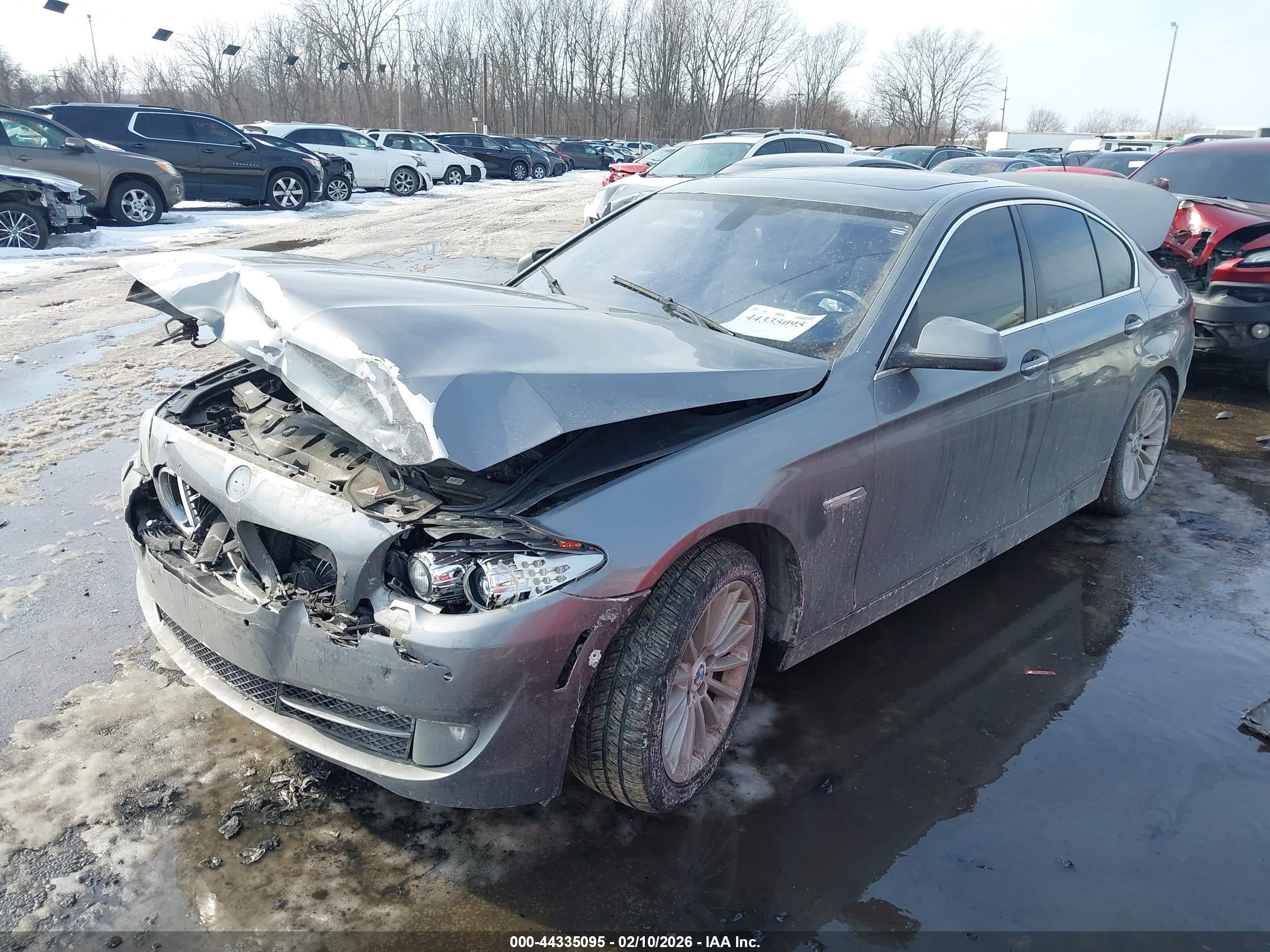 BMW 535I image 2