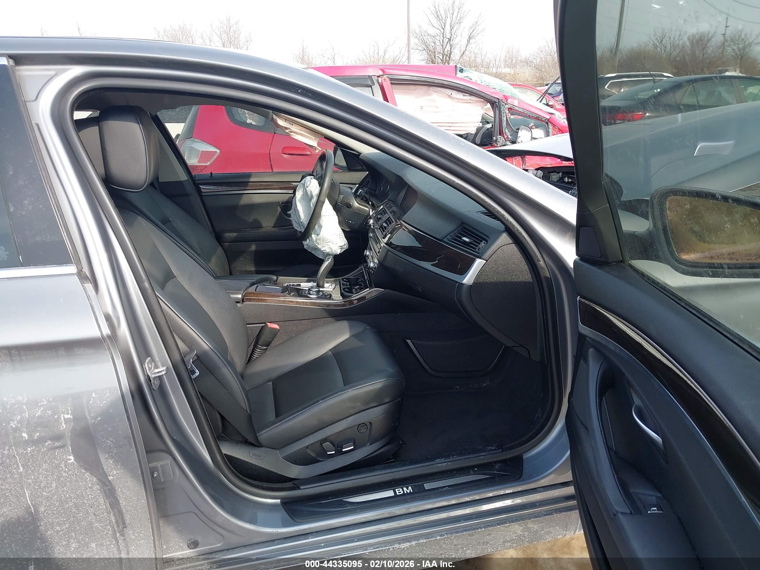 BMW 535I image 5