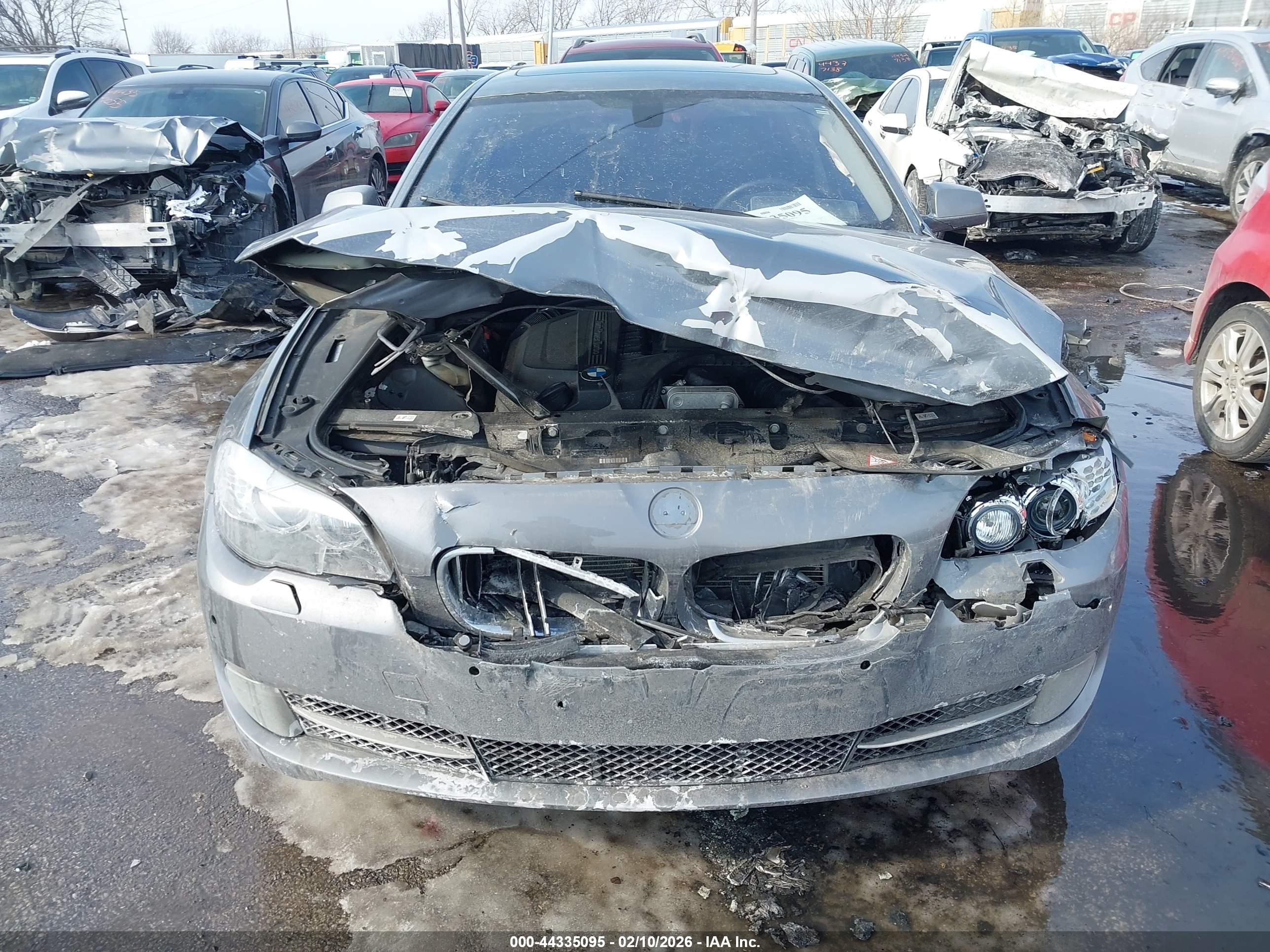 BMW 535I image 6