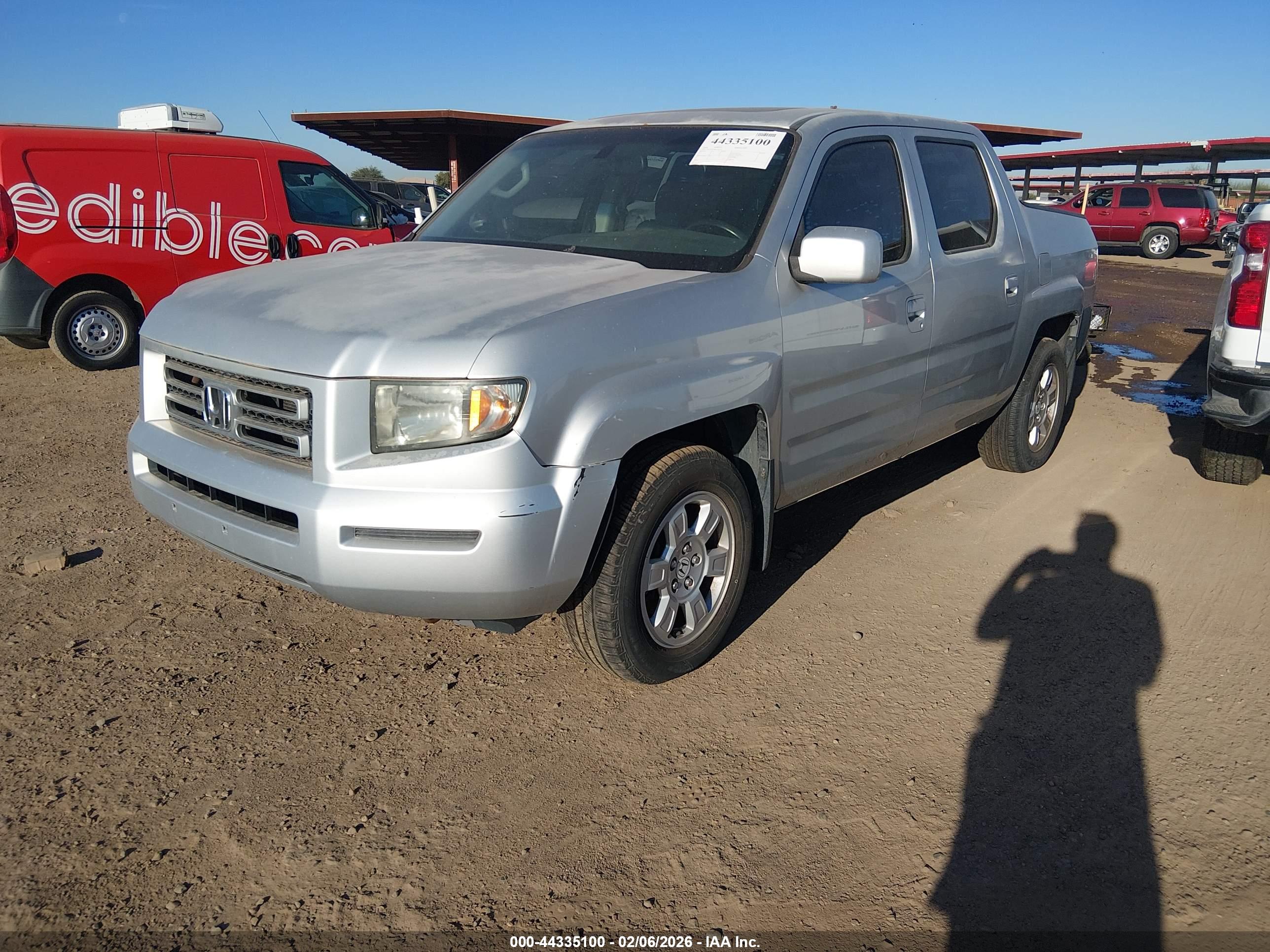 HONDA RIDGELINE image 2