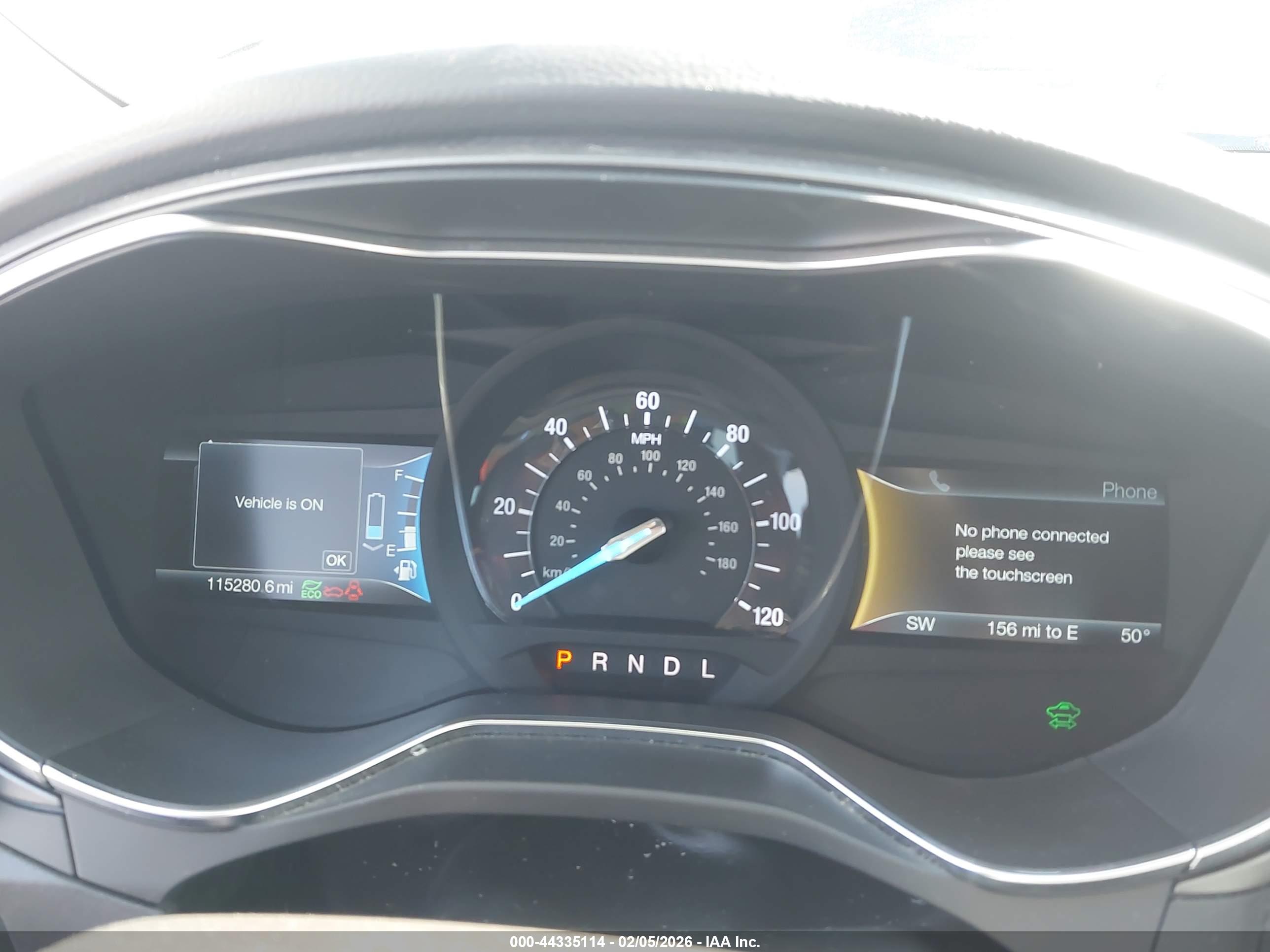 FORD FUSION image 7