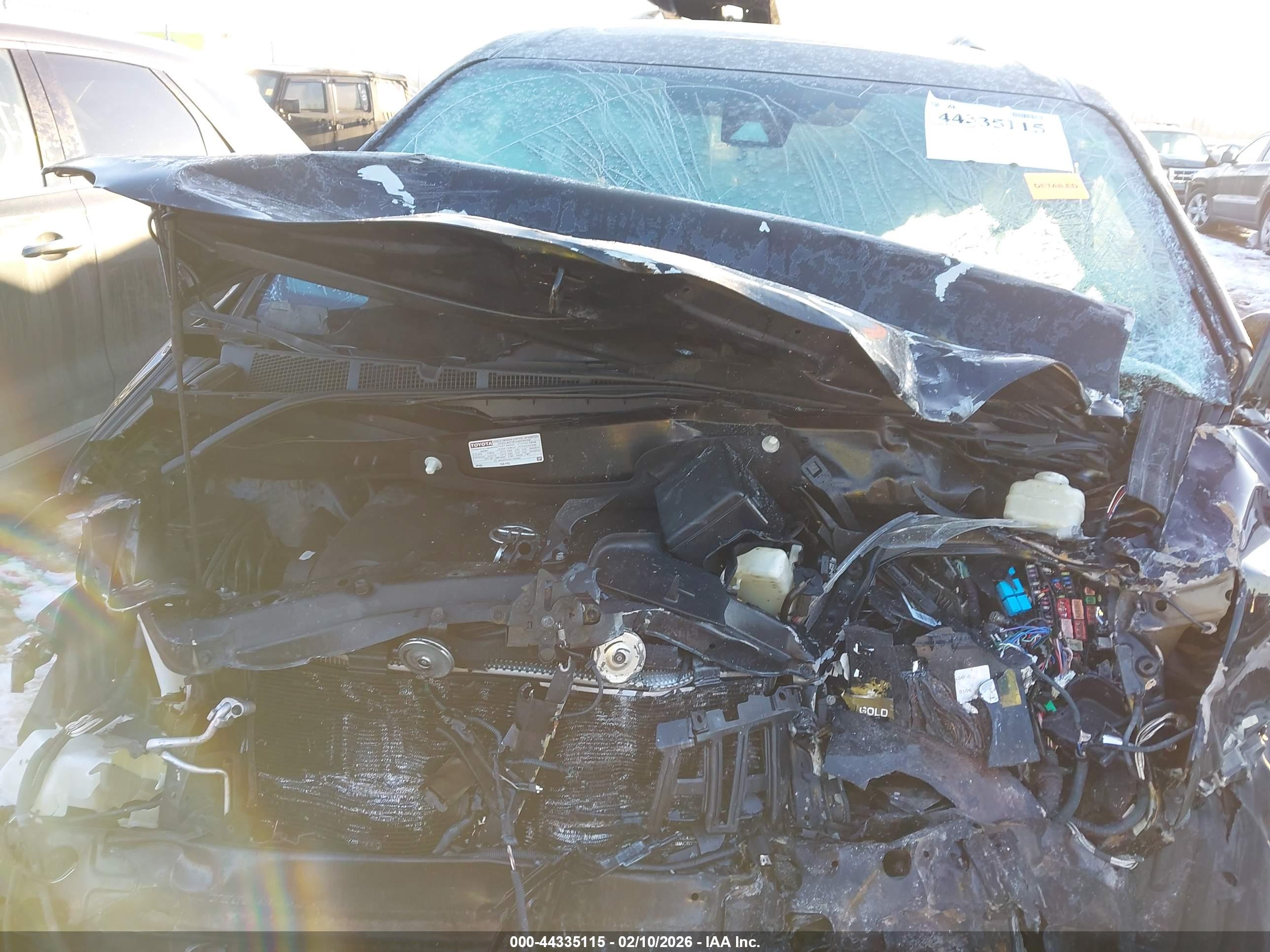 TOYOTA SIENNA image 10