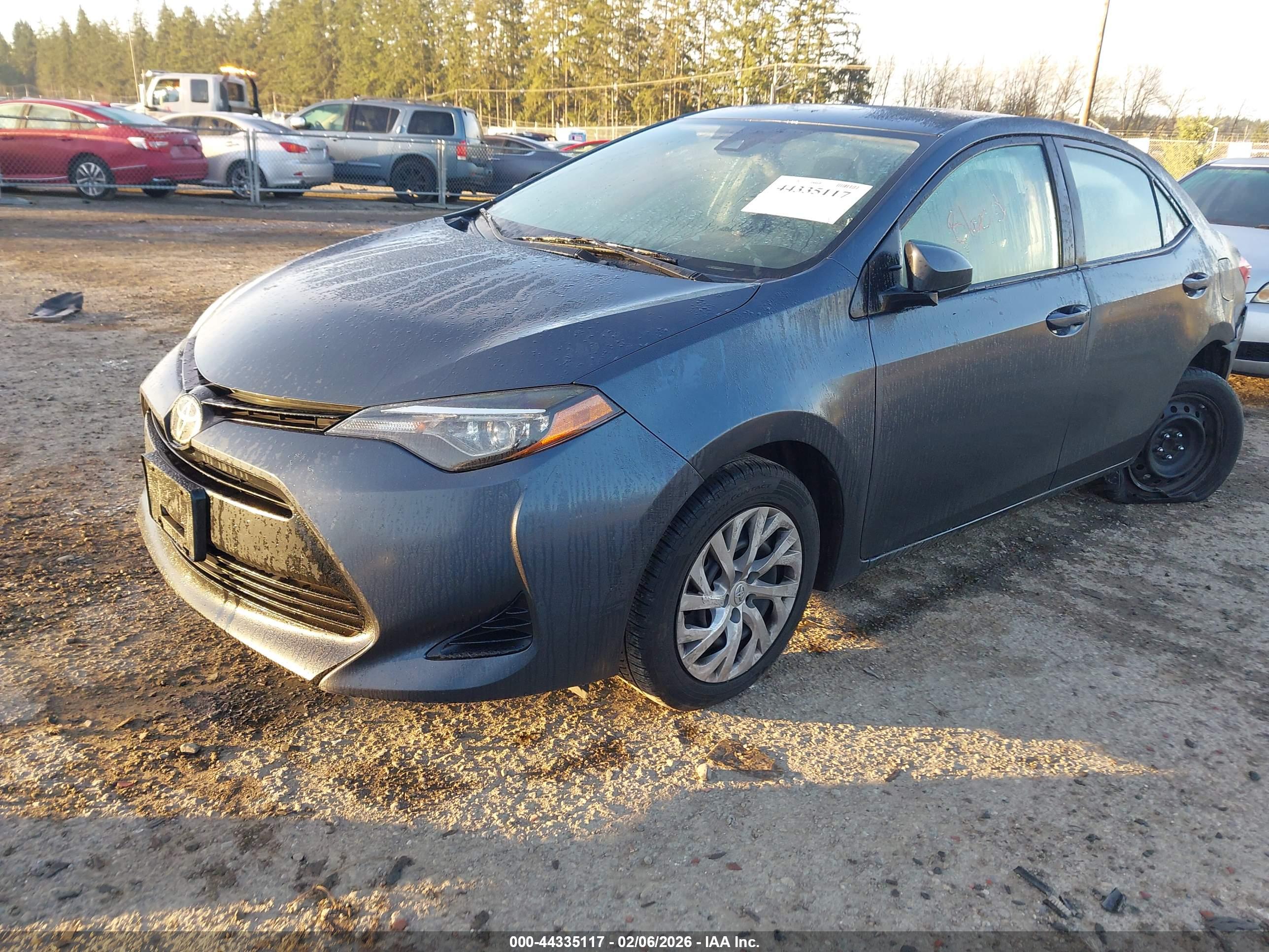 TOYOTA COROLLA image 2