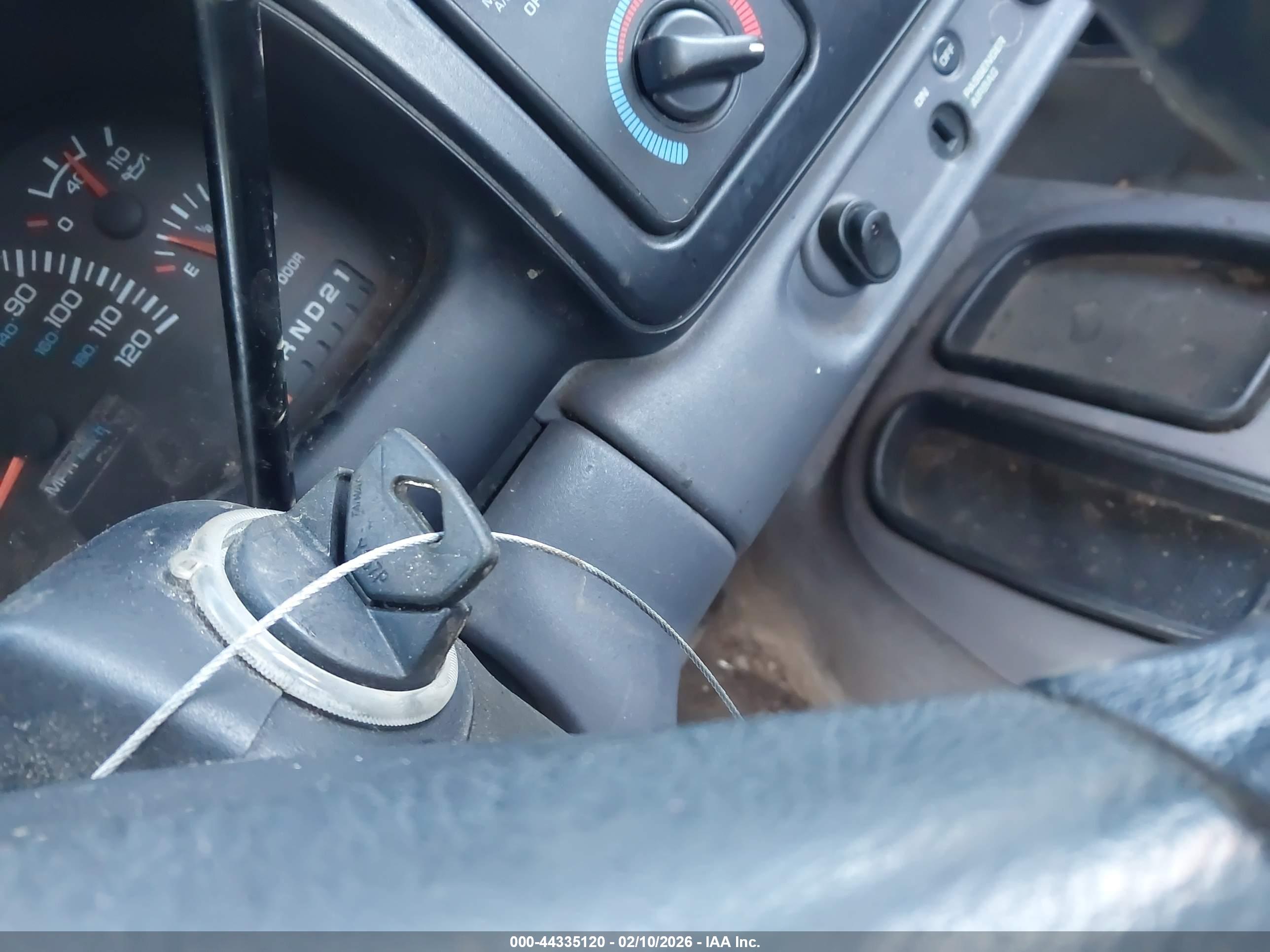 DODGE DAKOTA image 11