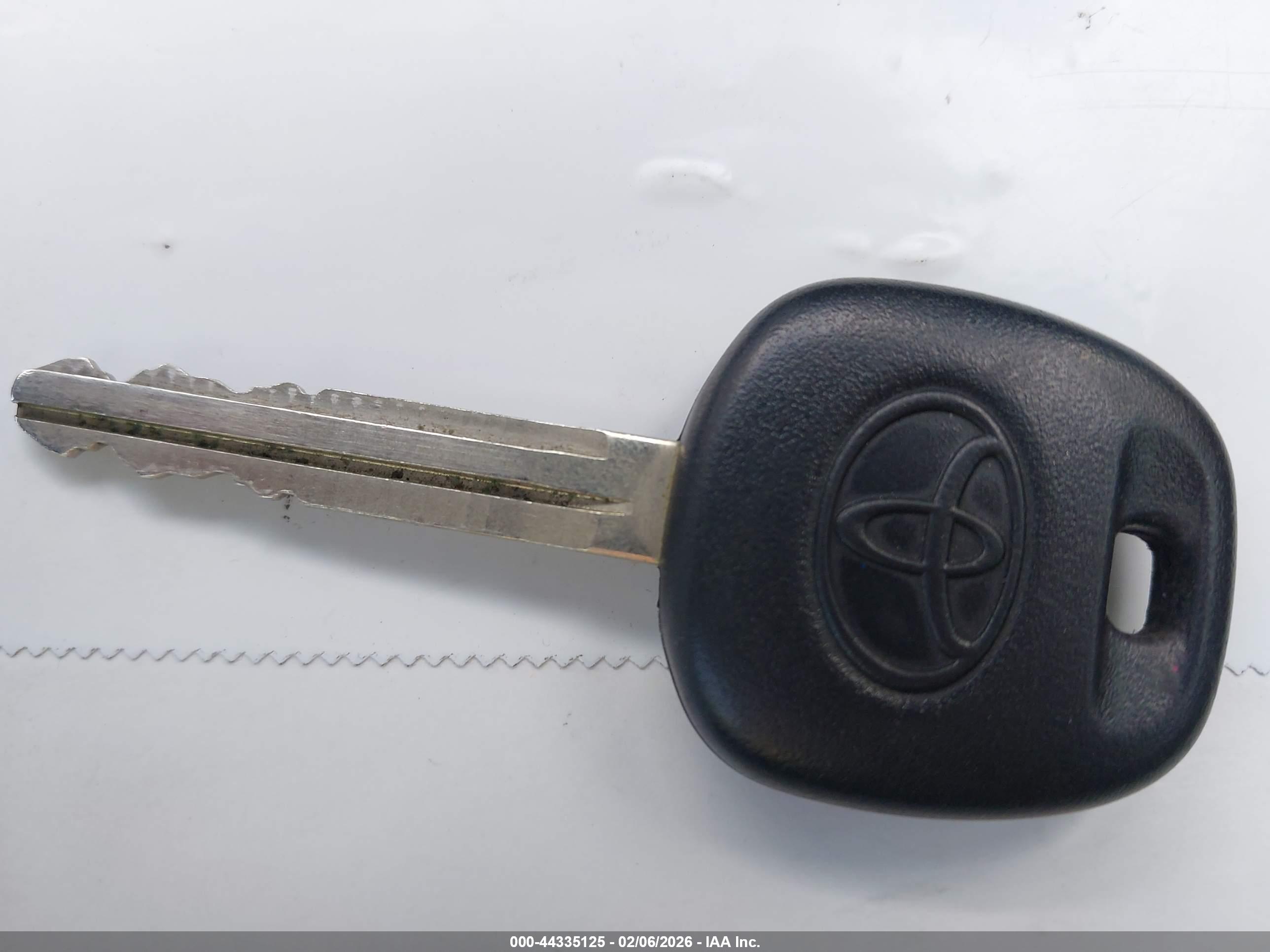 TOYOTA COROLLA image 11