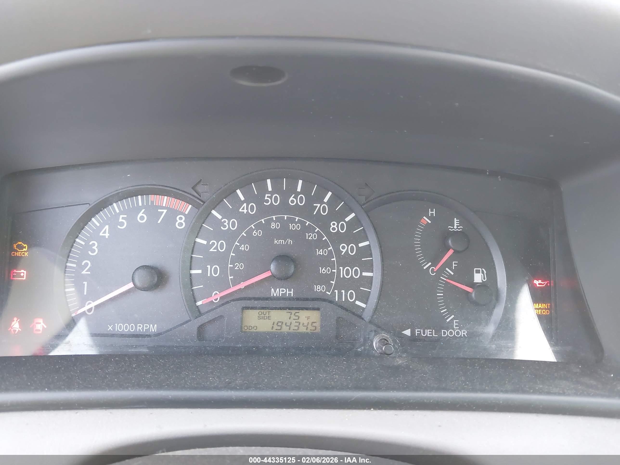 TOYOTA COROLLA image 7