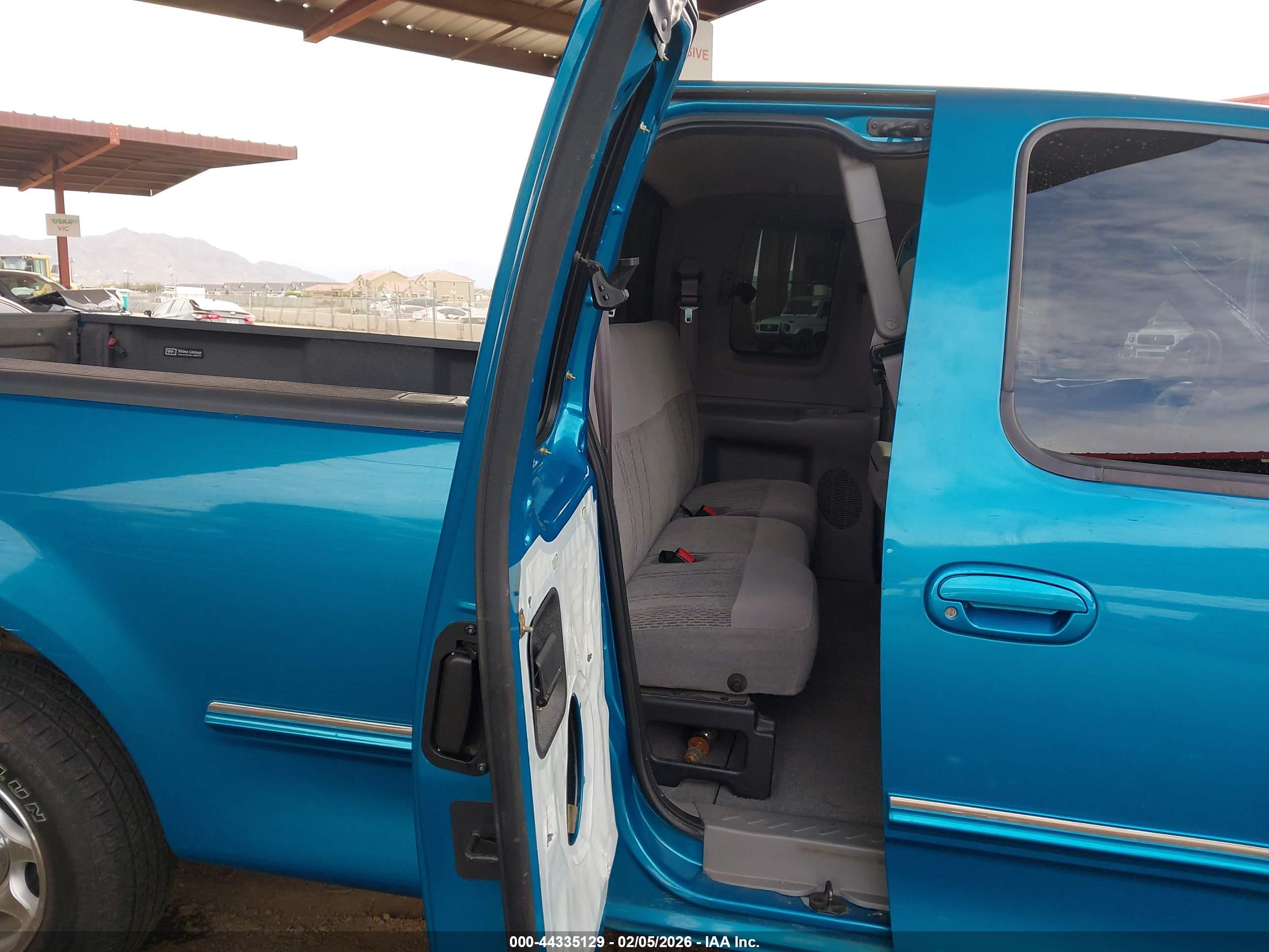 FORD F-150 image 8