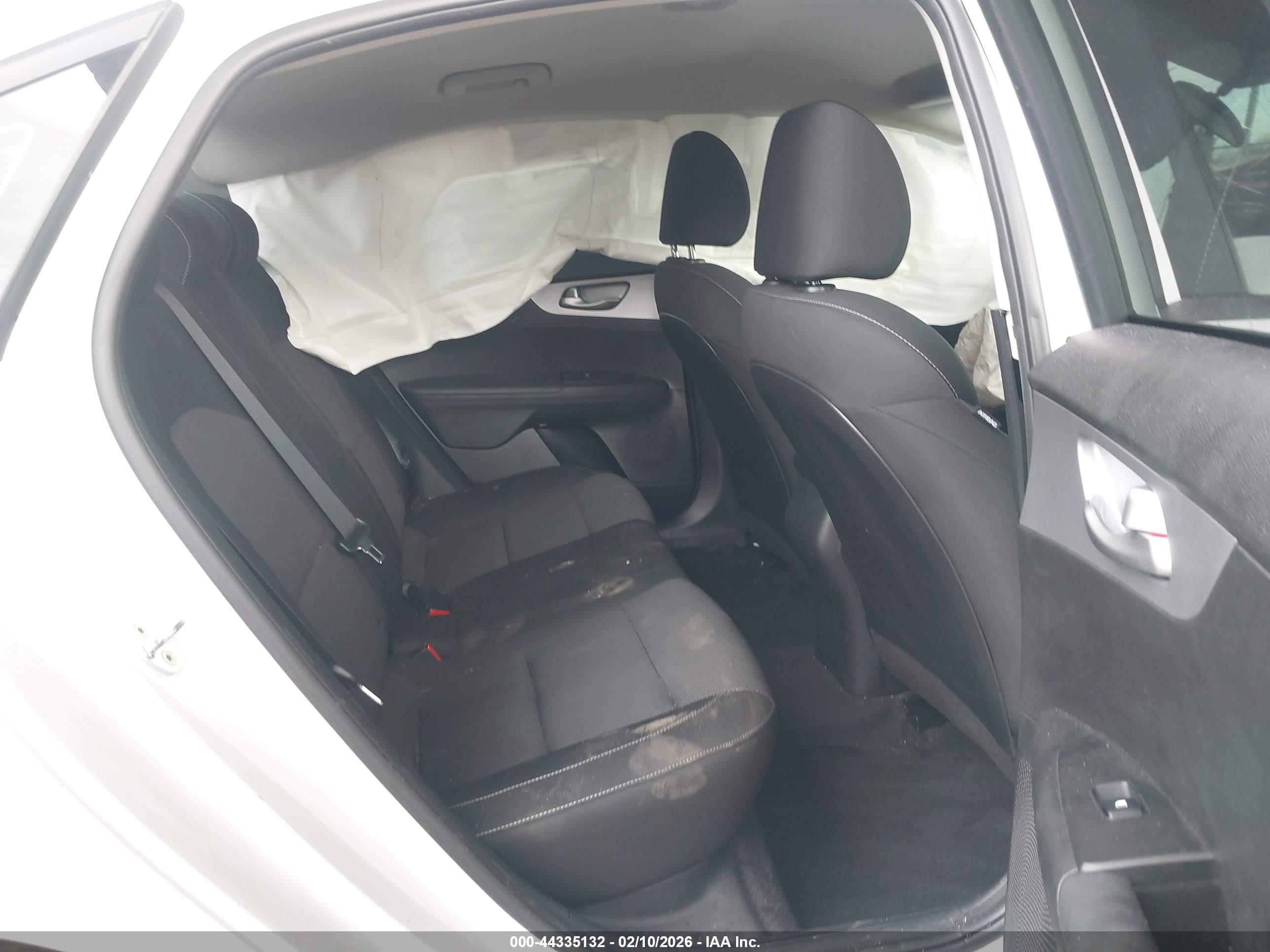 KIA FORTE image 8