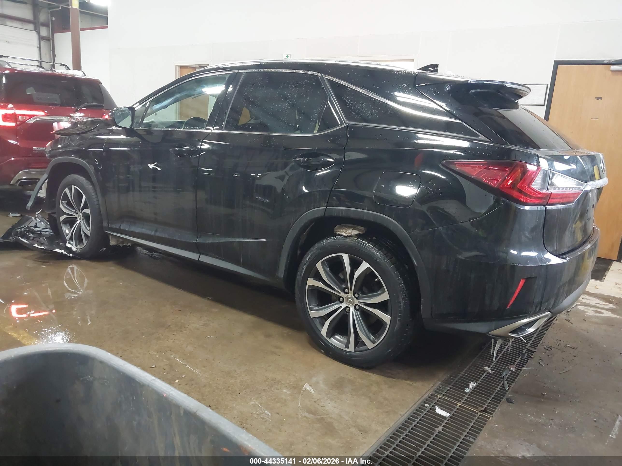 LEXUS RX image 3