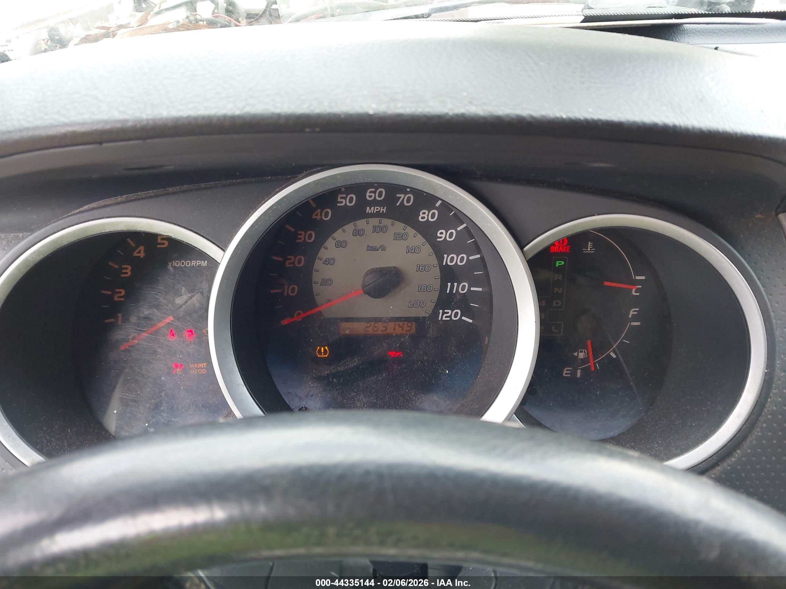 TOYOTA TACOMA image 7