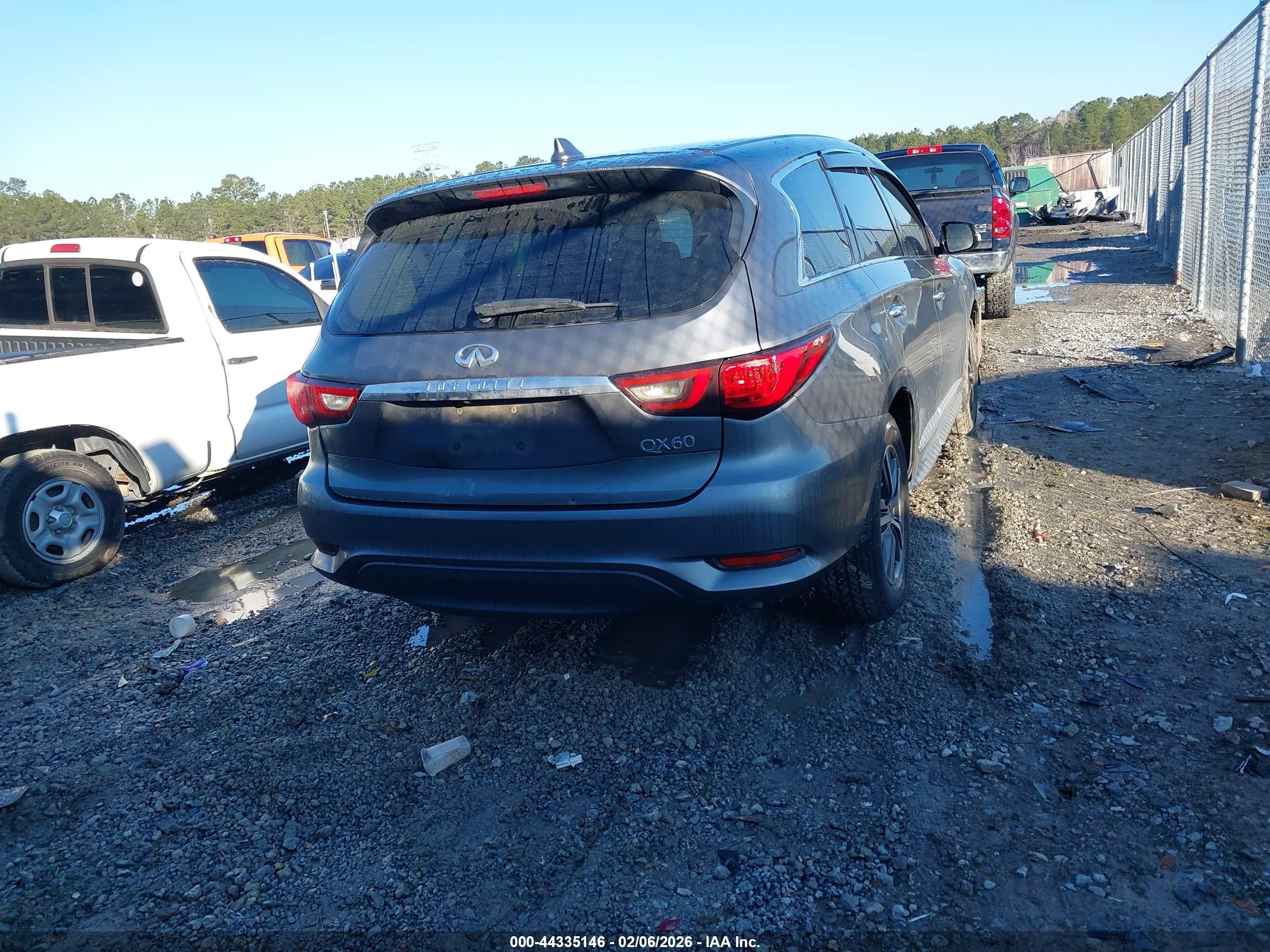 INFINITI QX60 image 4