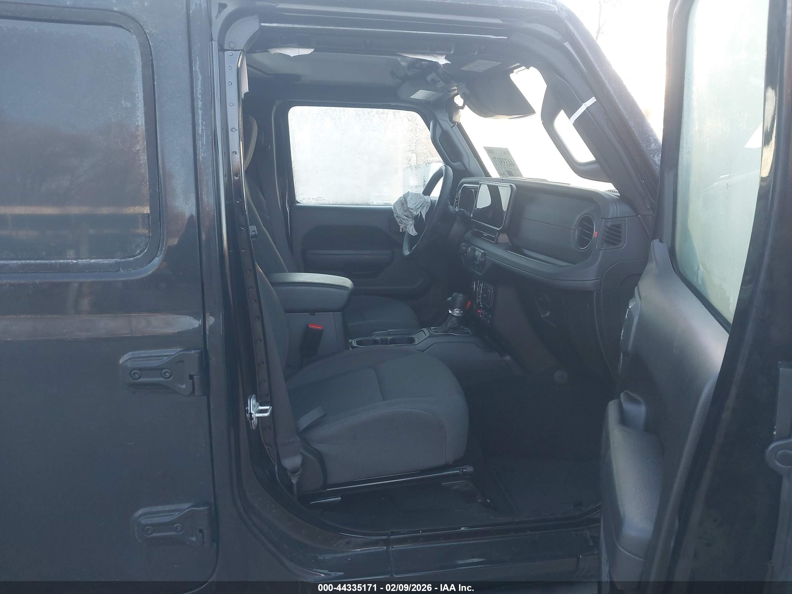 JEEP WRANGLER image 5