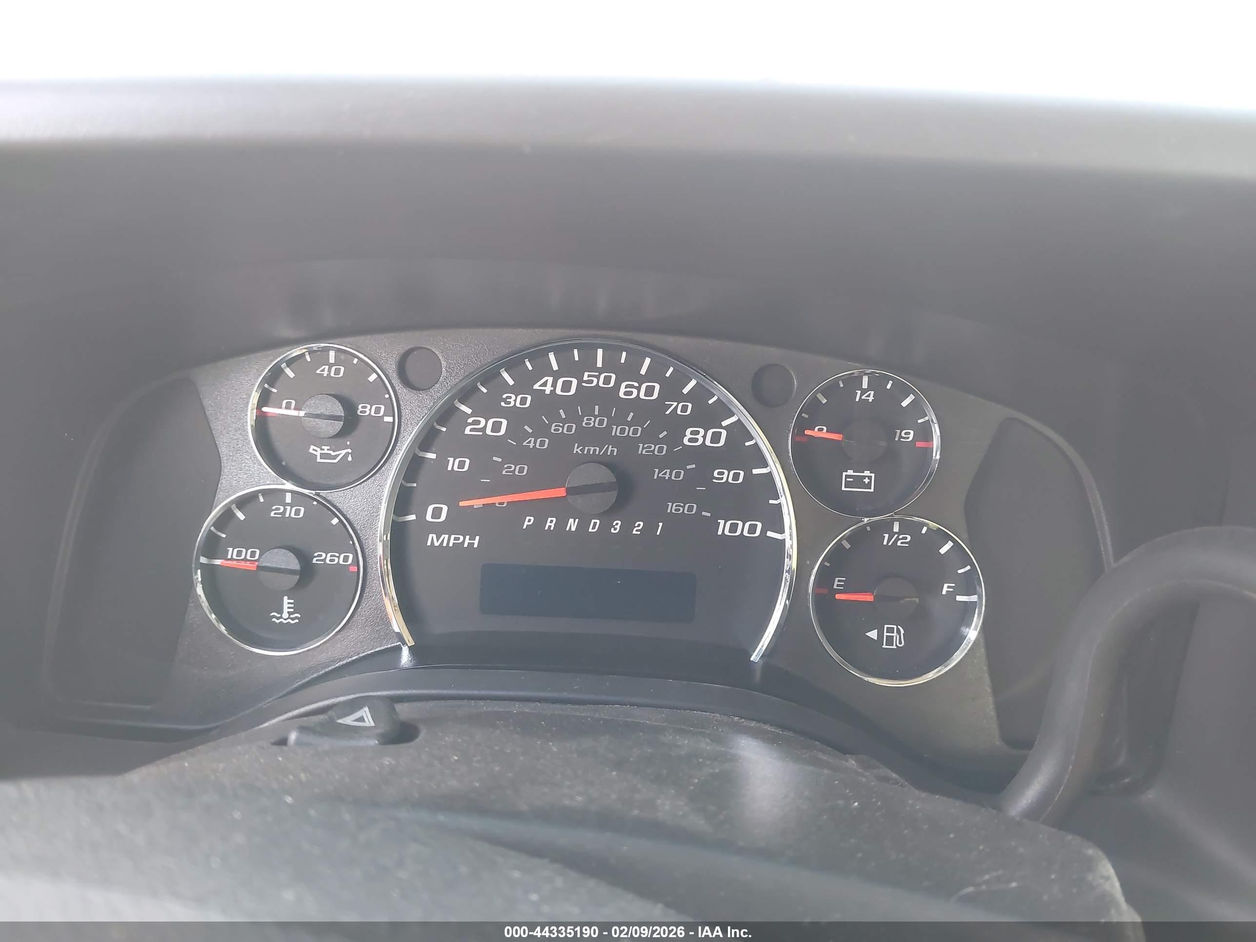 CHEVROLET EXPRESS image 7