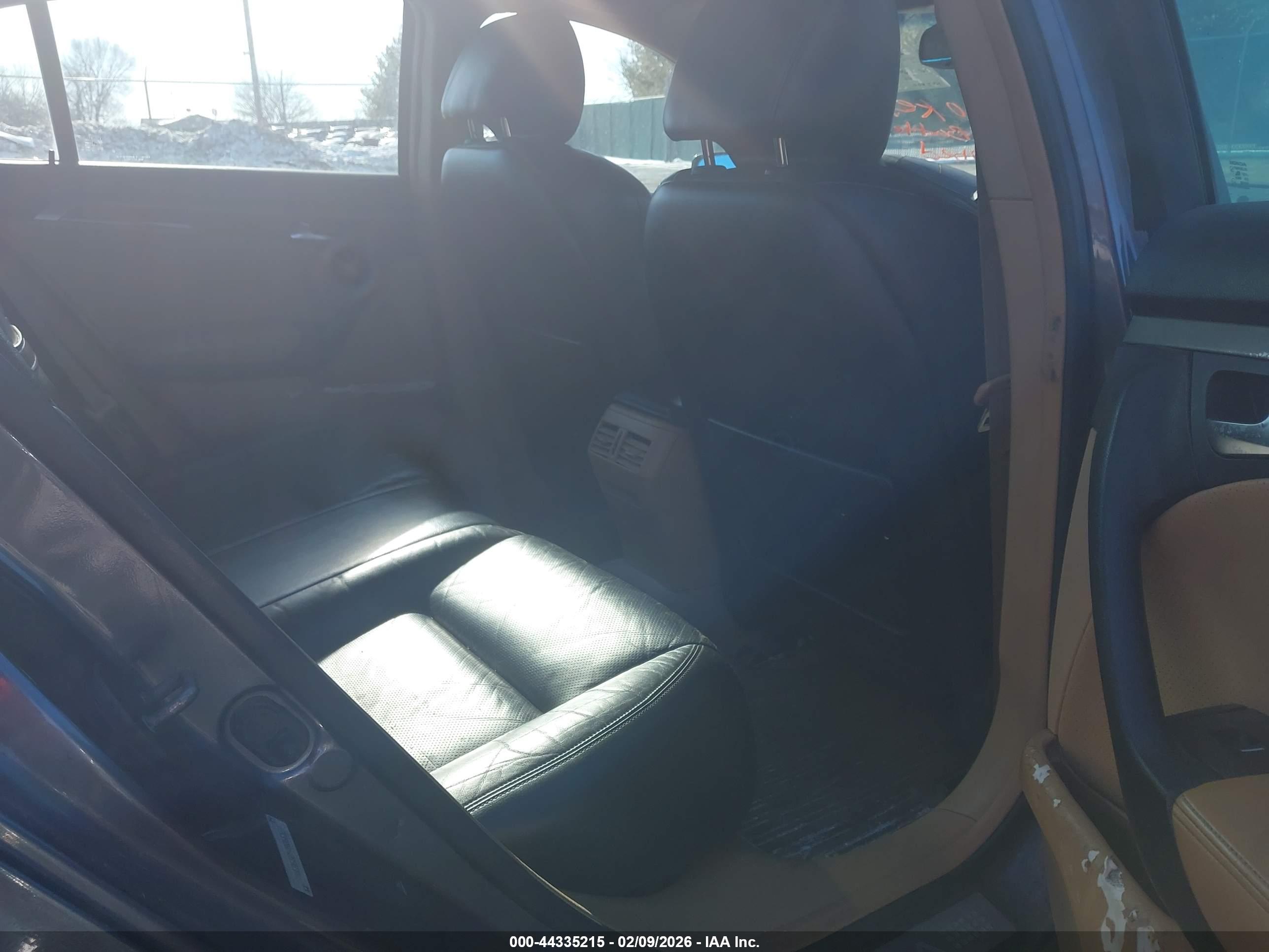 ACURA TL image 8