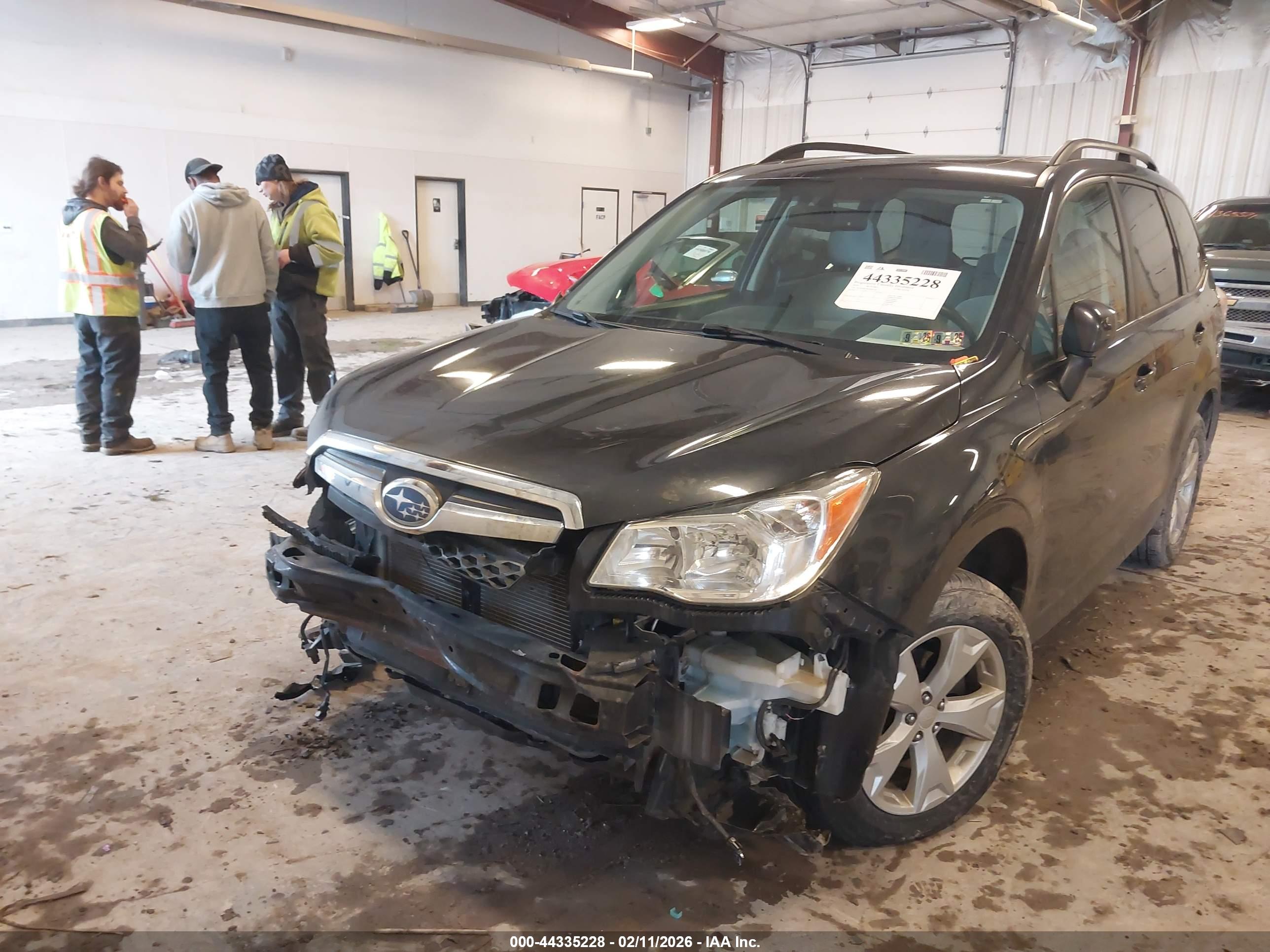 SUBARU FORESTER image 6