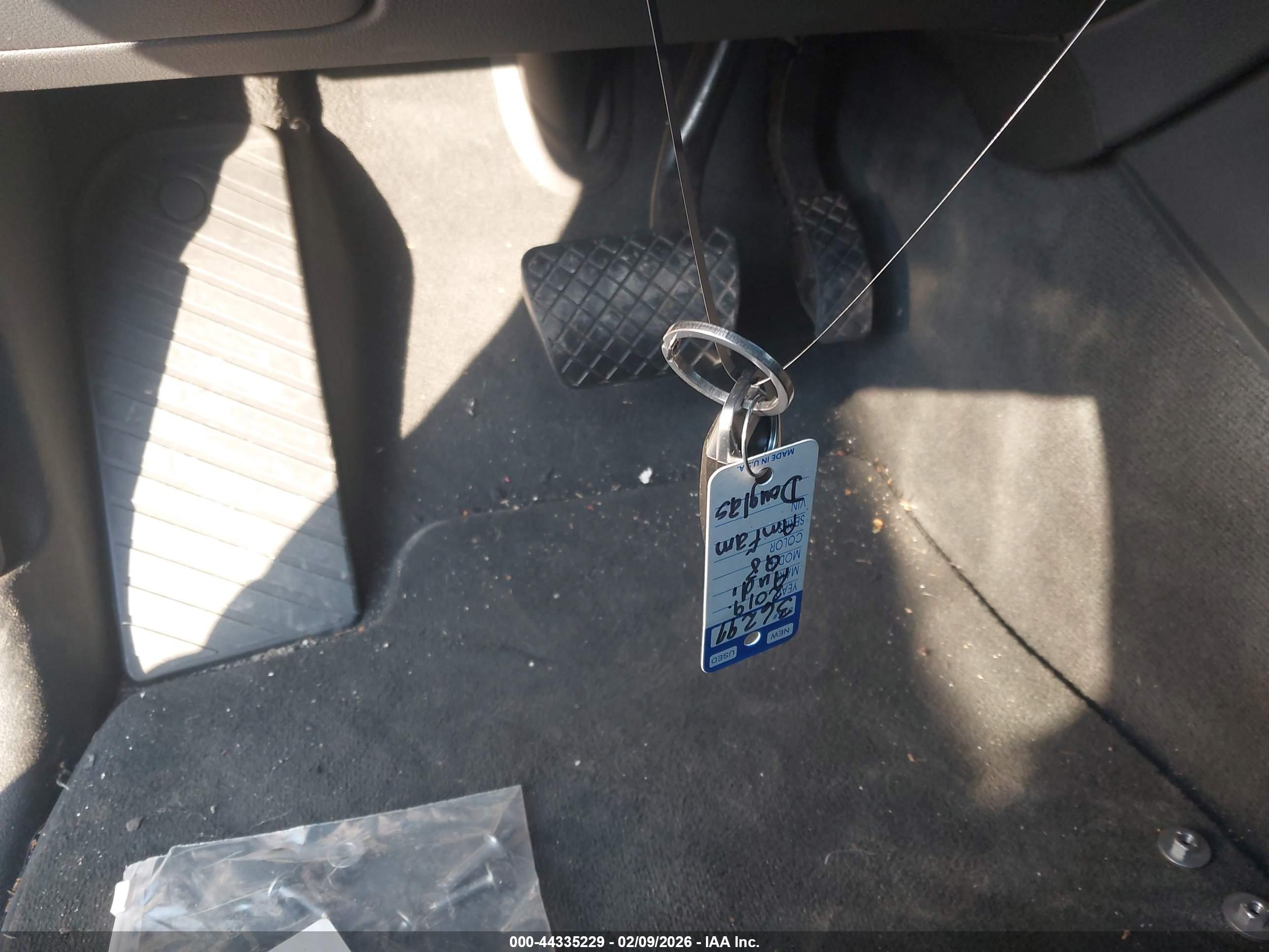 AUDI Q8 image 11
