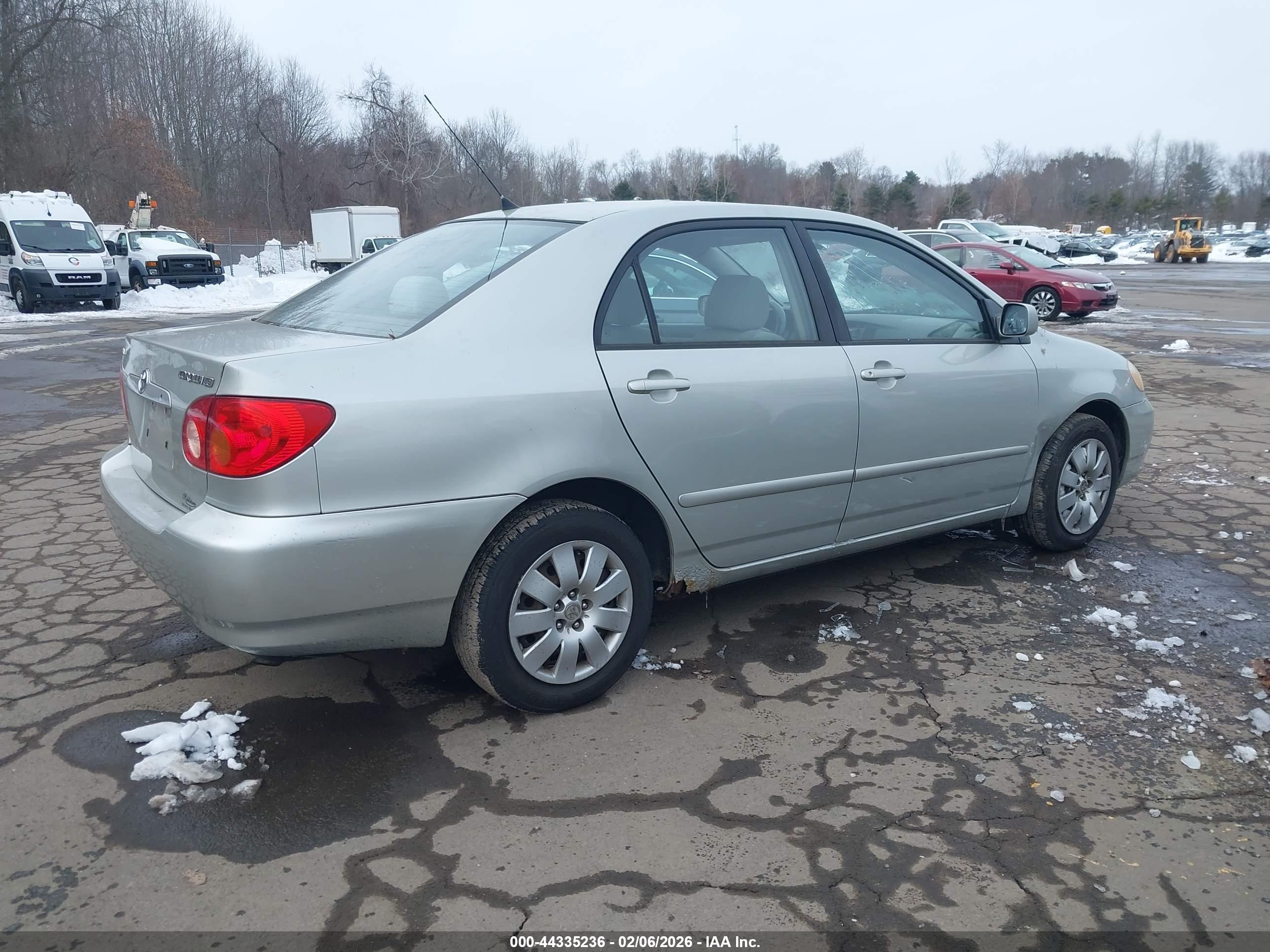 TOYOTA COROLLA image 4
