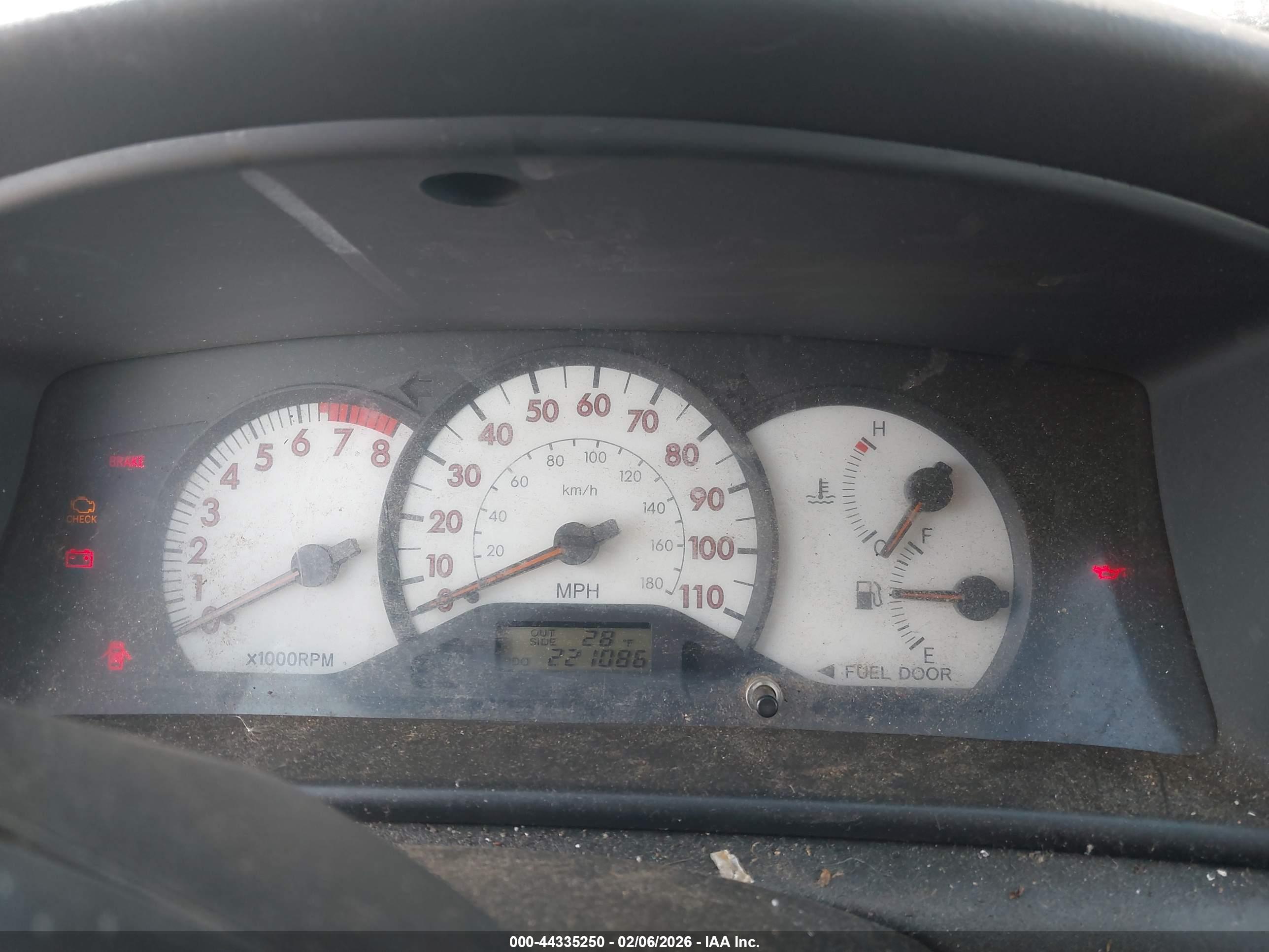 TOYOTA COROLLA image 7