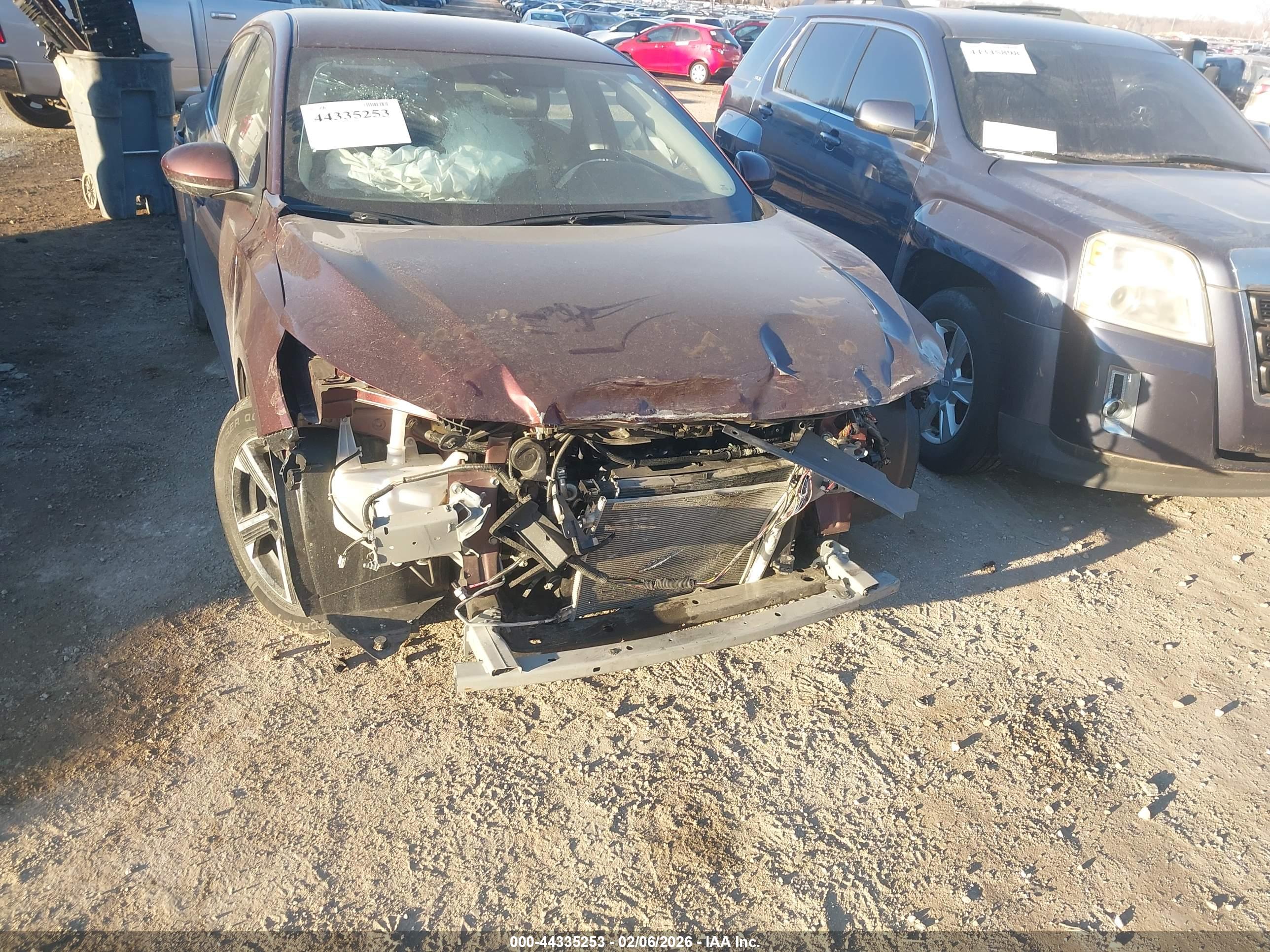 NISSAN SENTRA image 6
