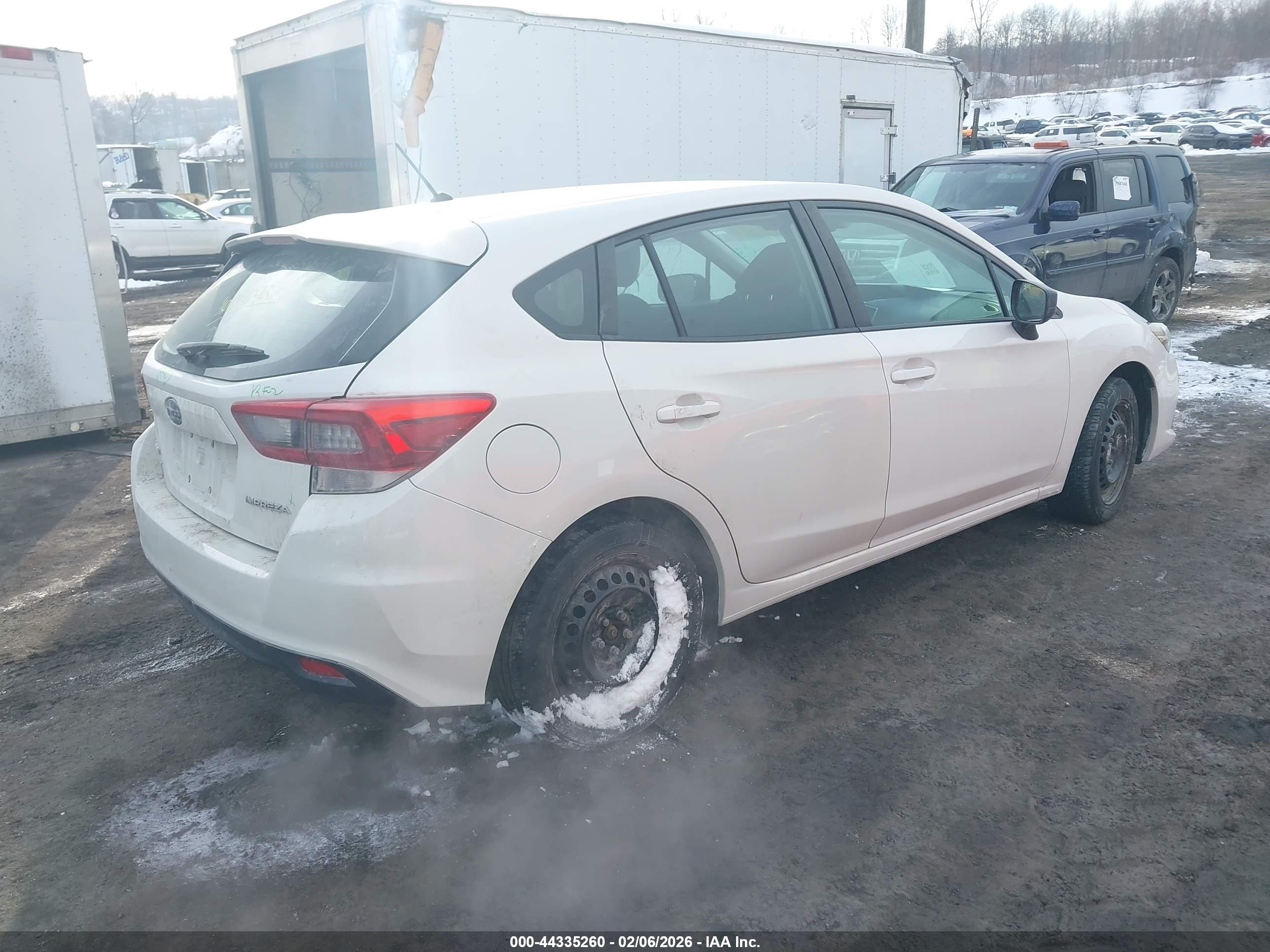 SUBARU IMPREZA image 4
