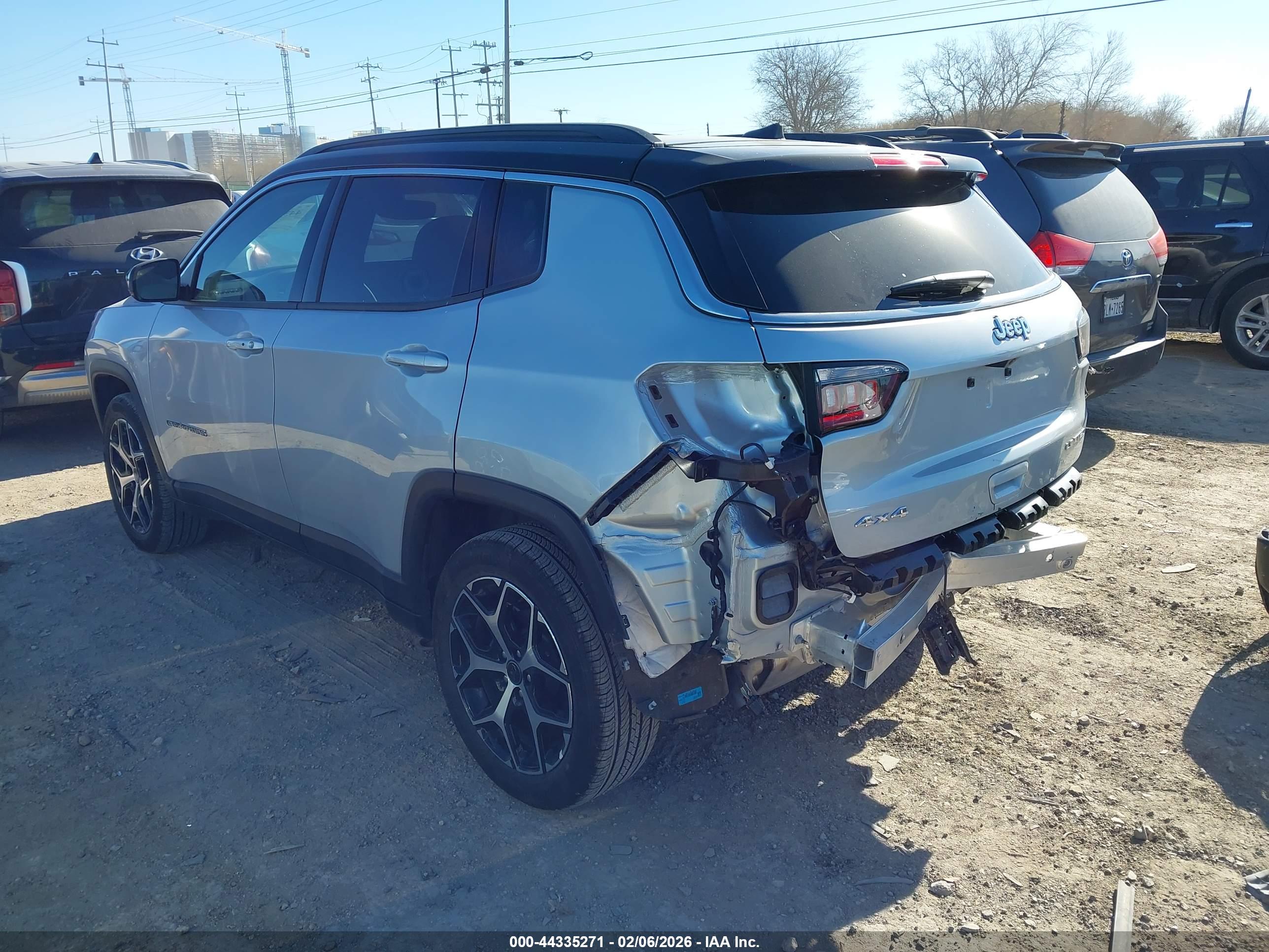 JEEP COMPASS image 3