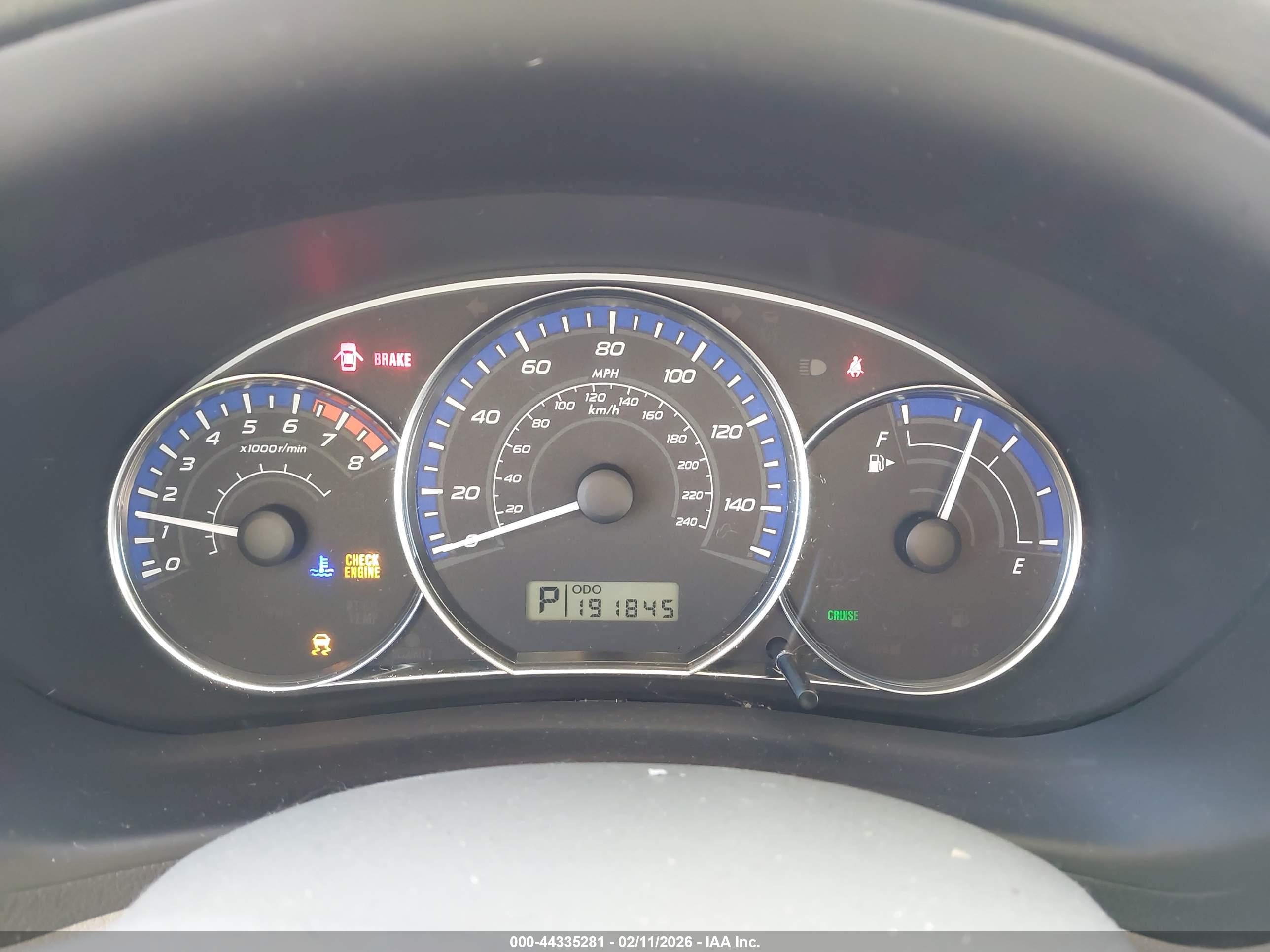 SUBARU FORESTER image 7
