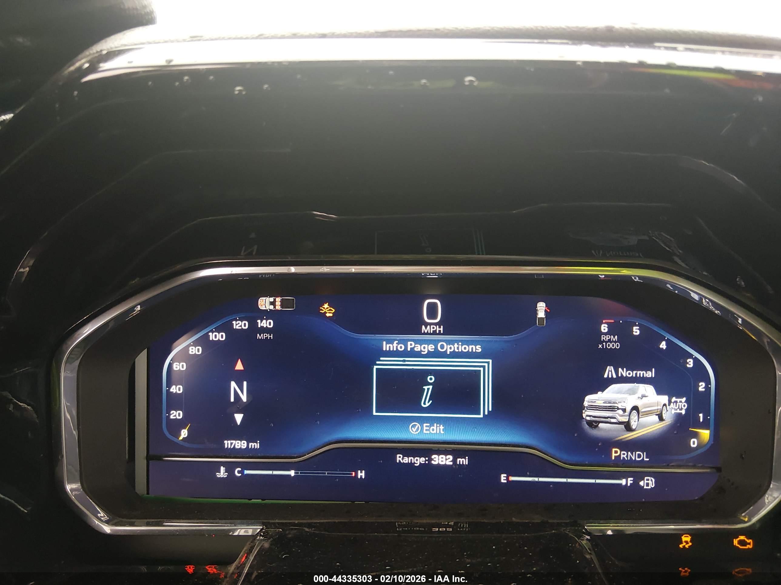 CHEVROLET SILVERADO image 7