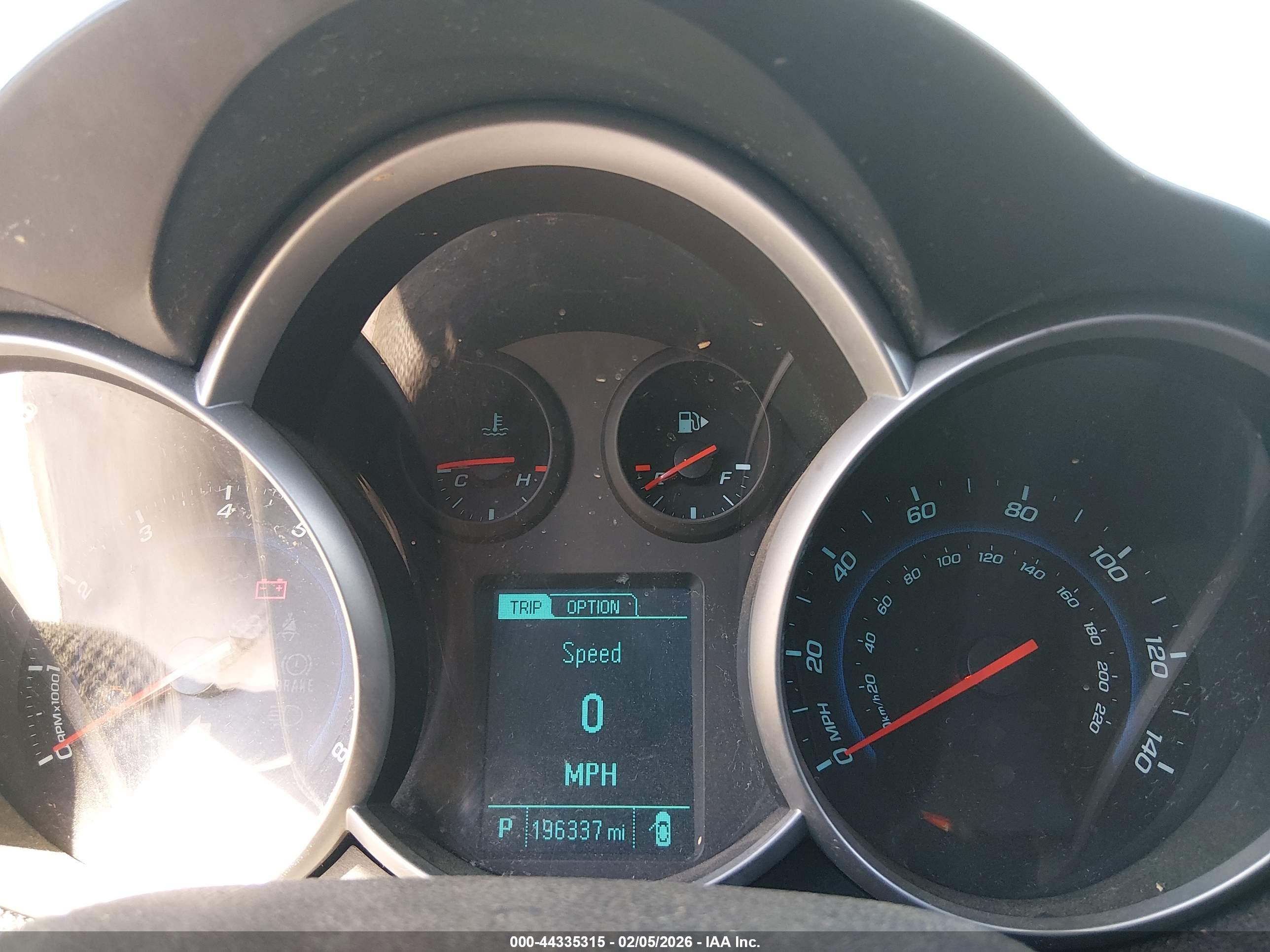 CHEVROLET CRUZE image 7