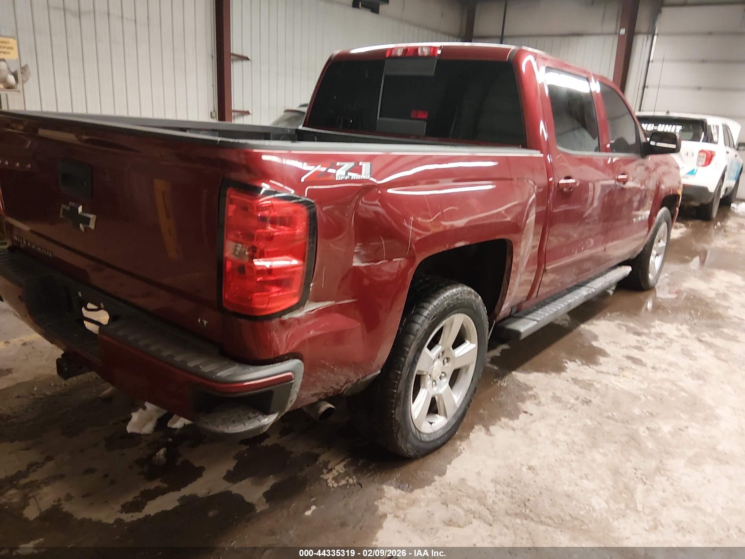 CHEVROLET SILVERADO image 4