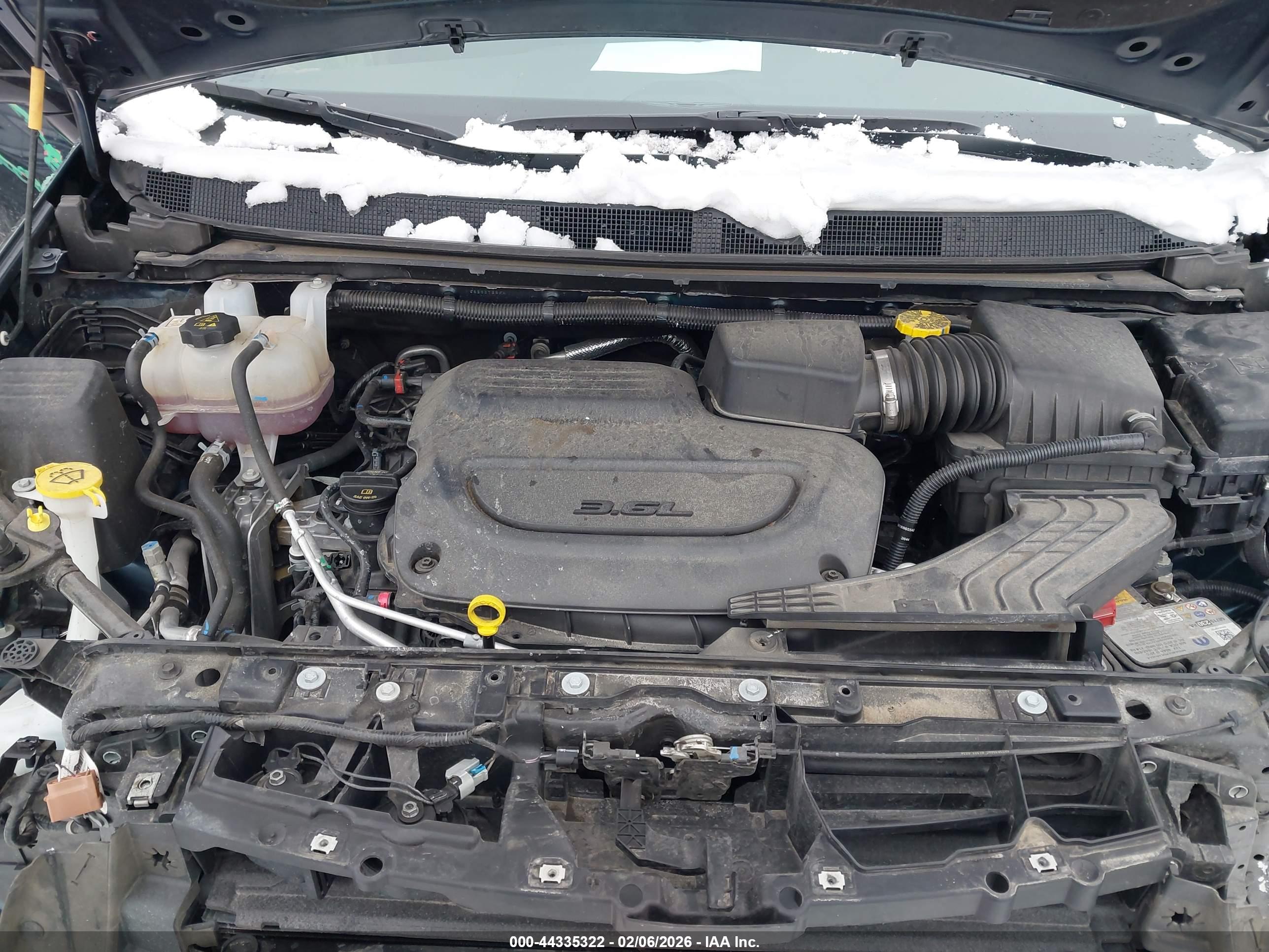 CHRYSLER PACIFICA image 10