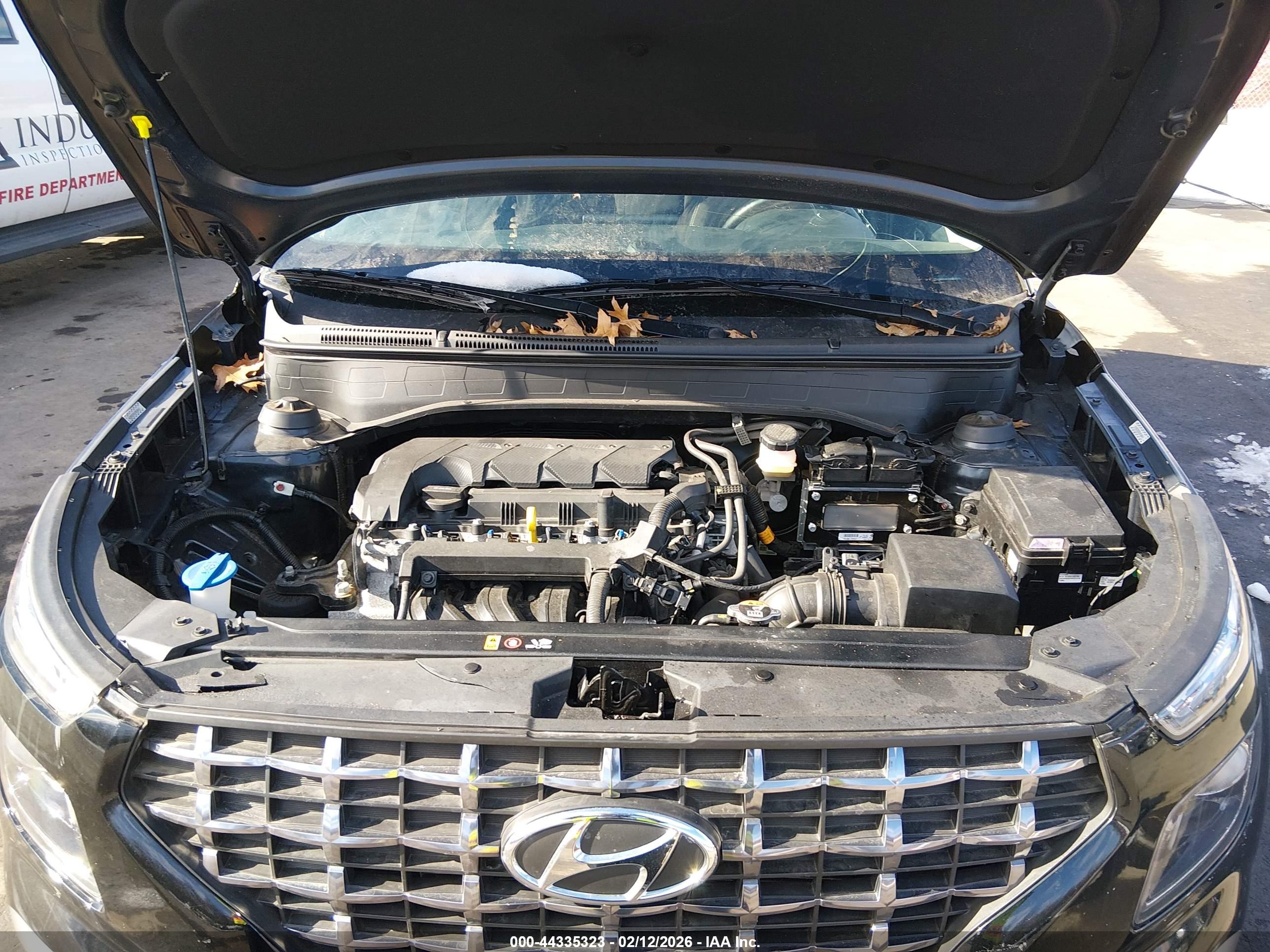 HYUNDAI VENUE image 10