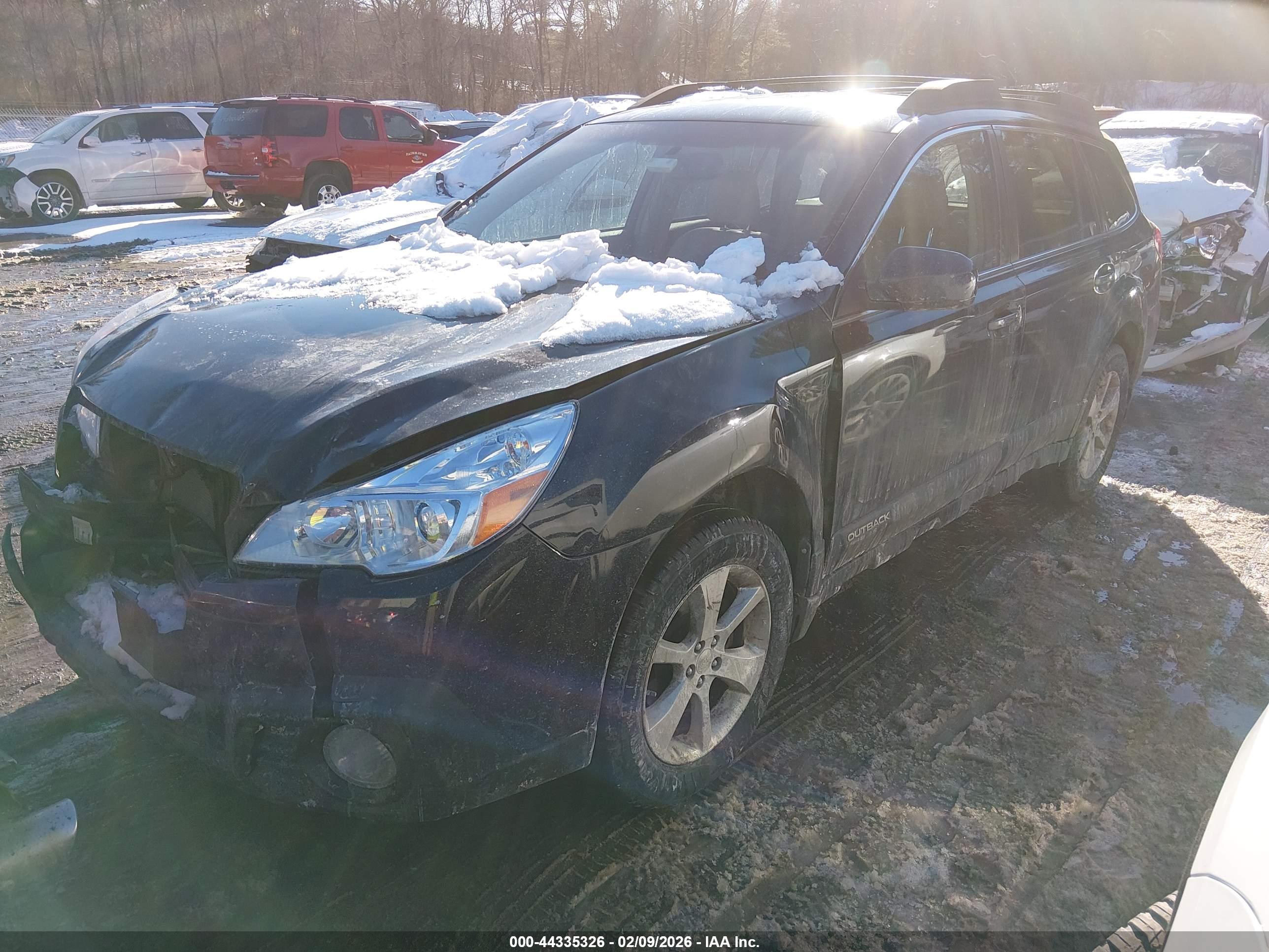 SUBARU OUTBACK image 2