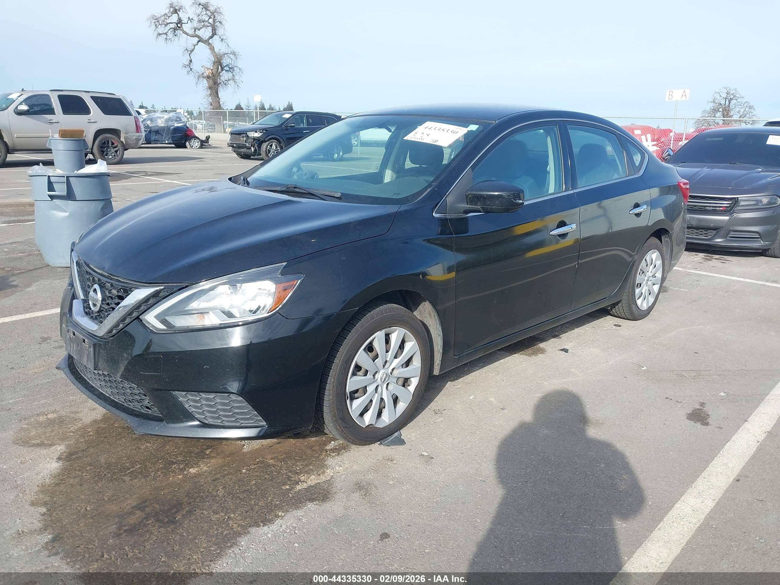 NISSAN SENTRA image 2