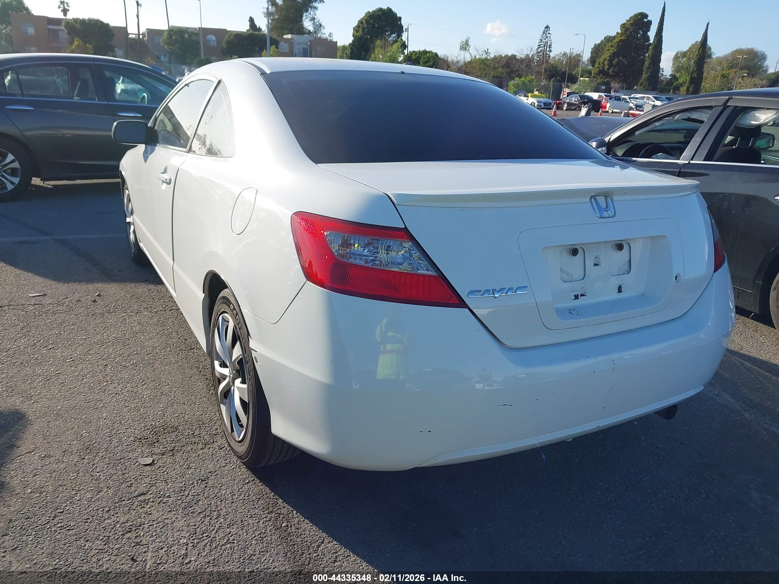 HONDA CIVIC image 3