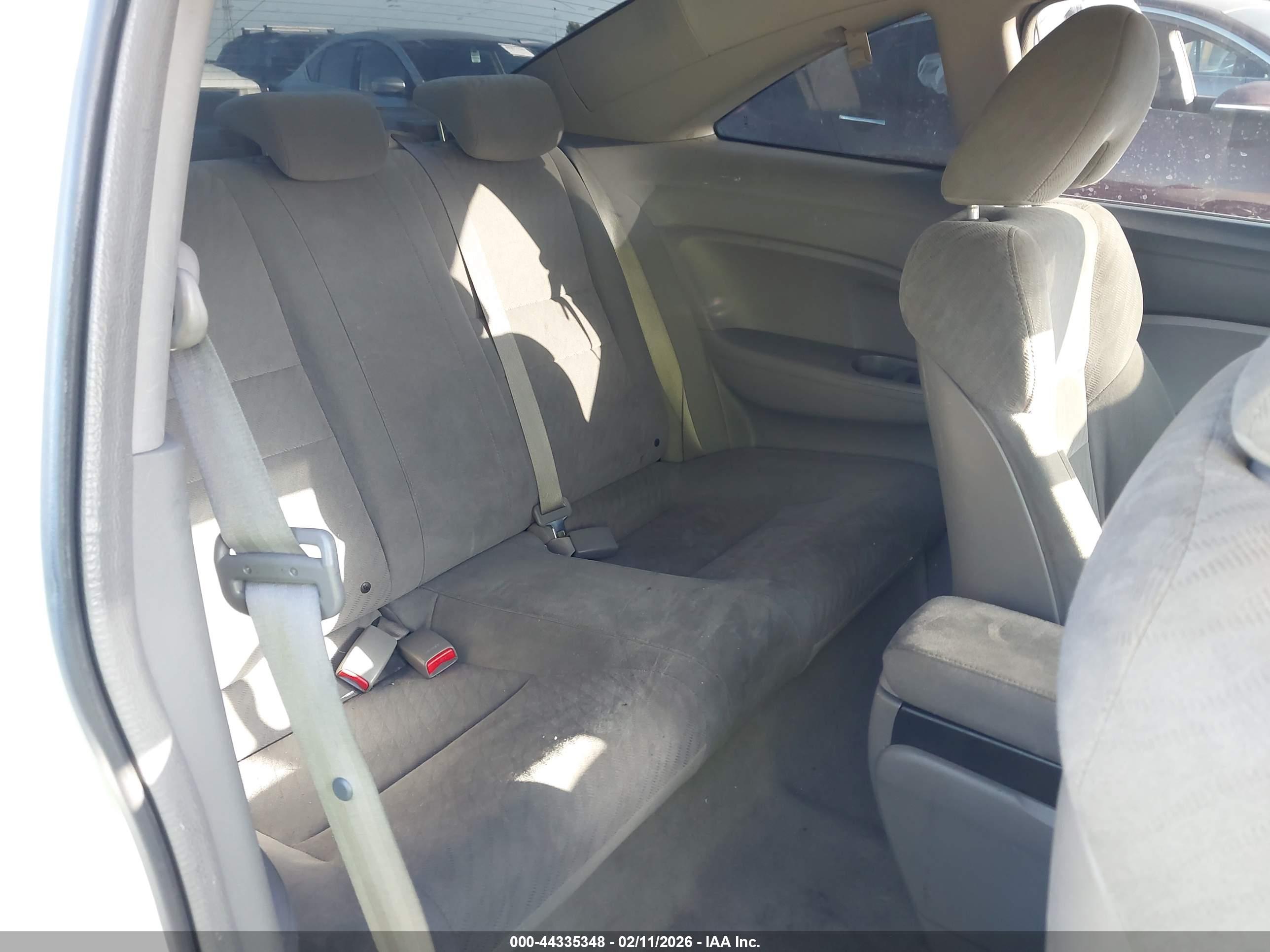 HONDA CIVIC image 8