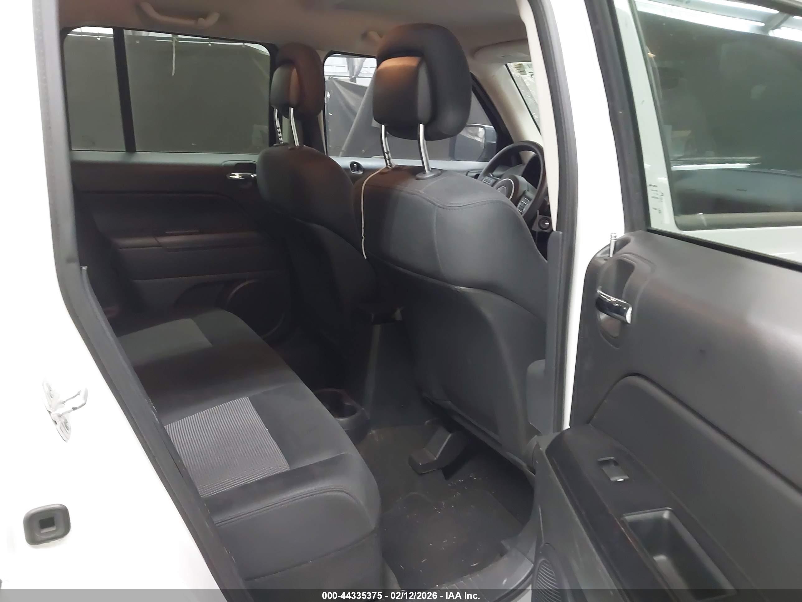 JEEP PATRIOT image 8