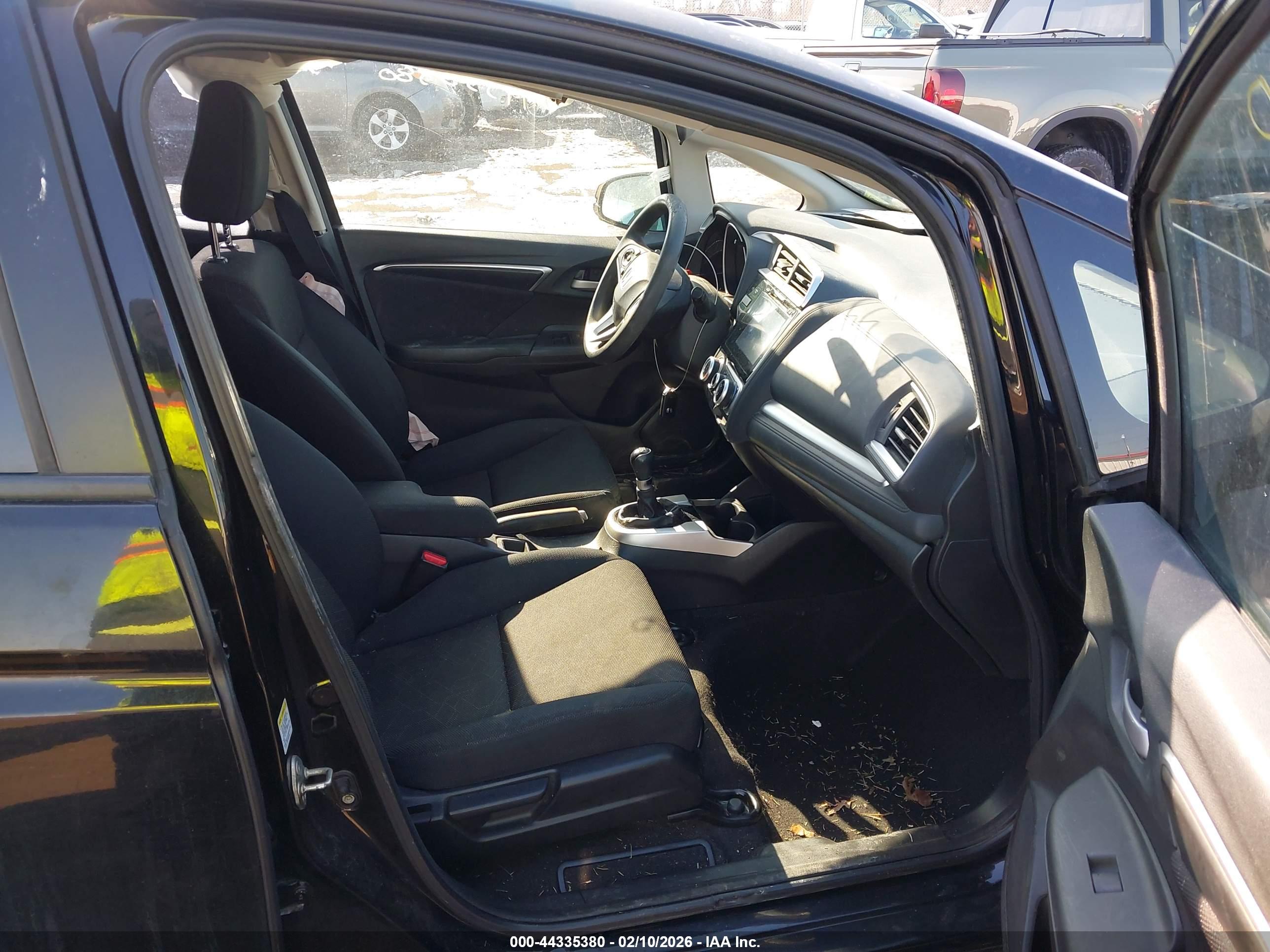 HONDA FIT image 5