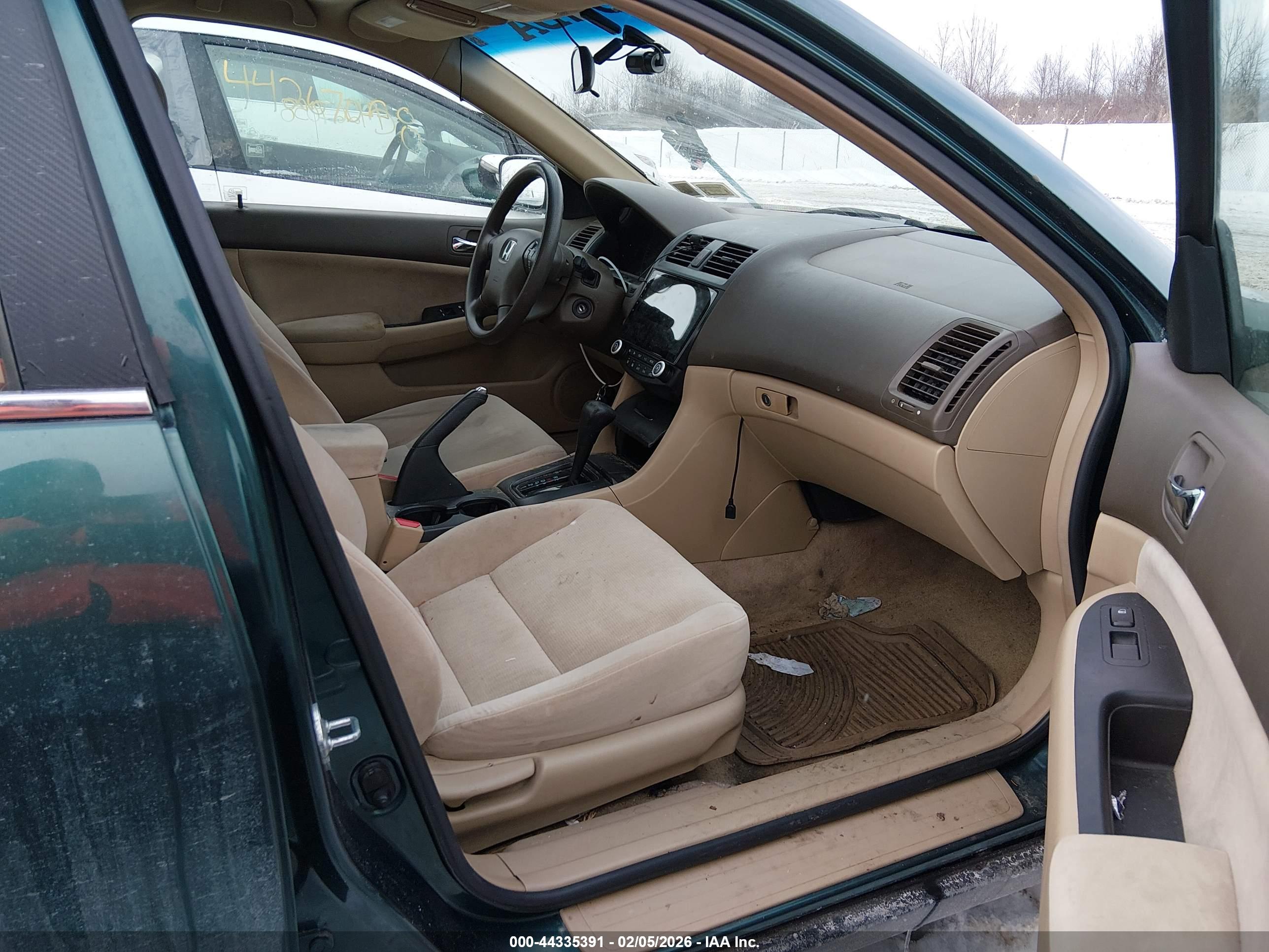 HONDA ACCORD image 5