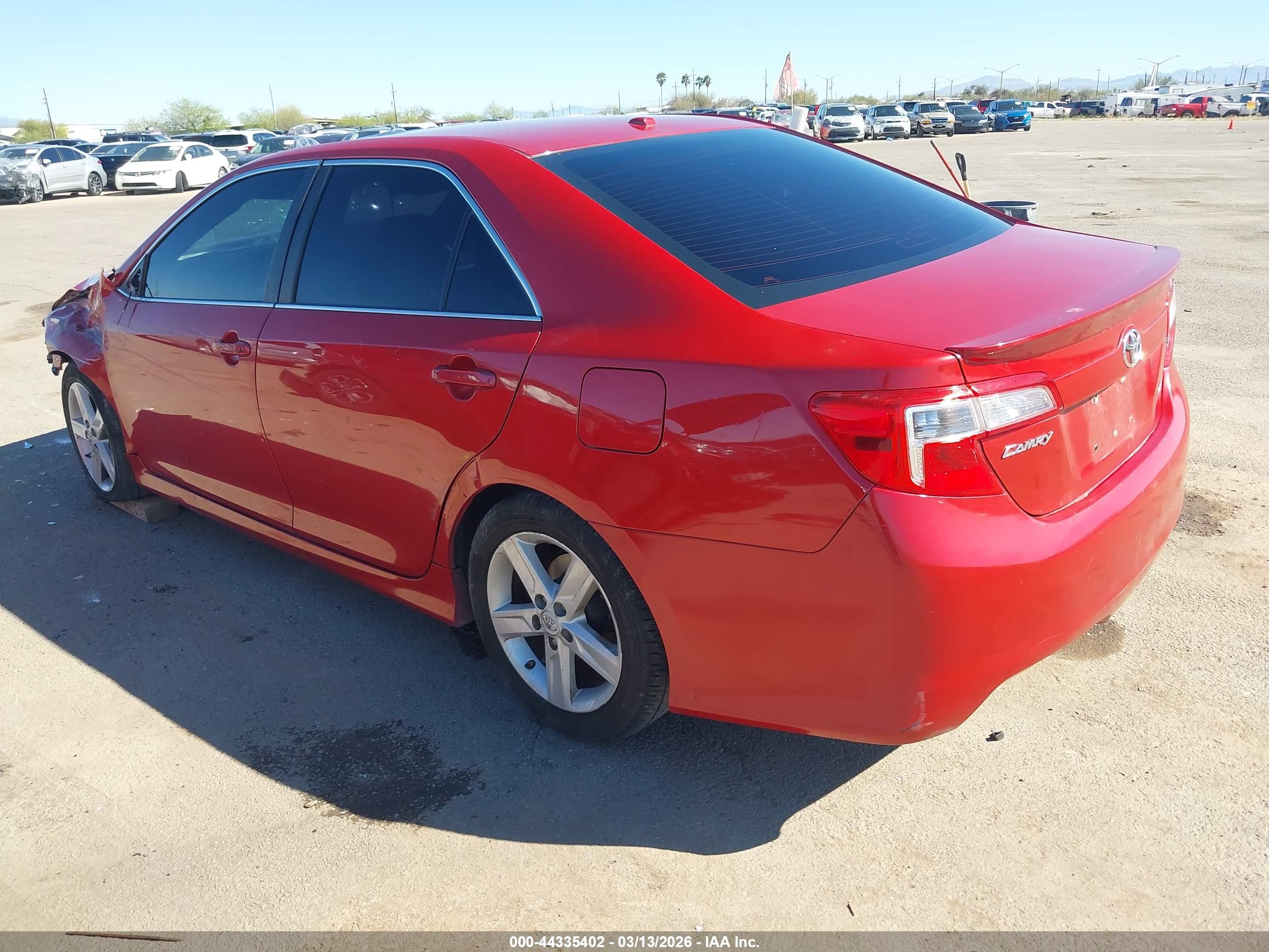 TOYOTA CAMRY image 3
