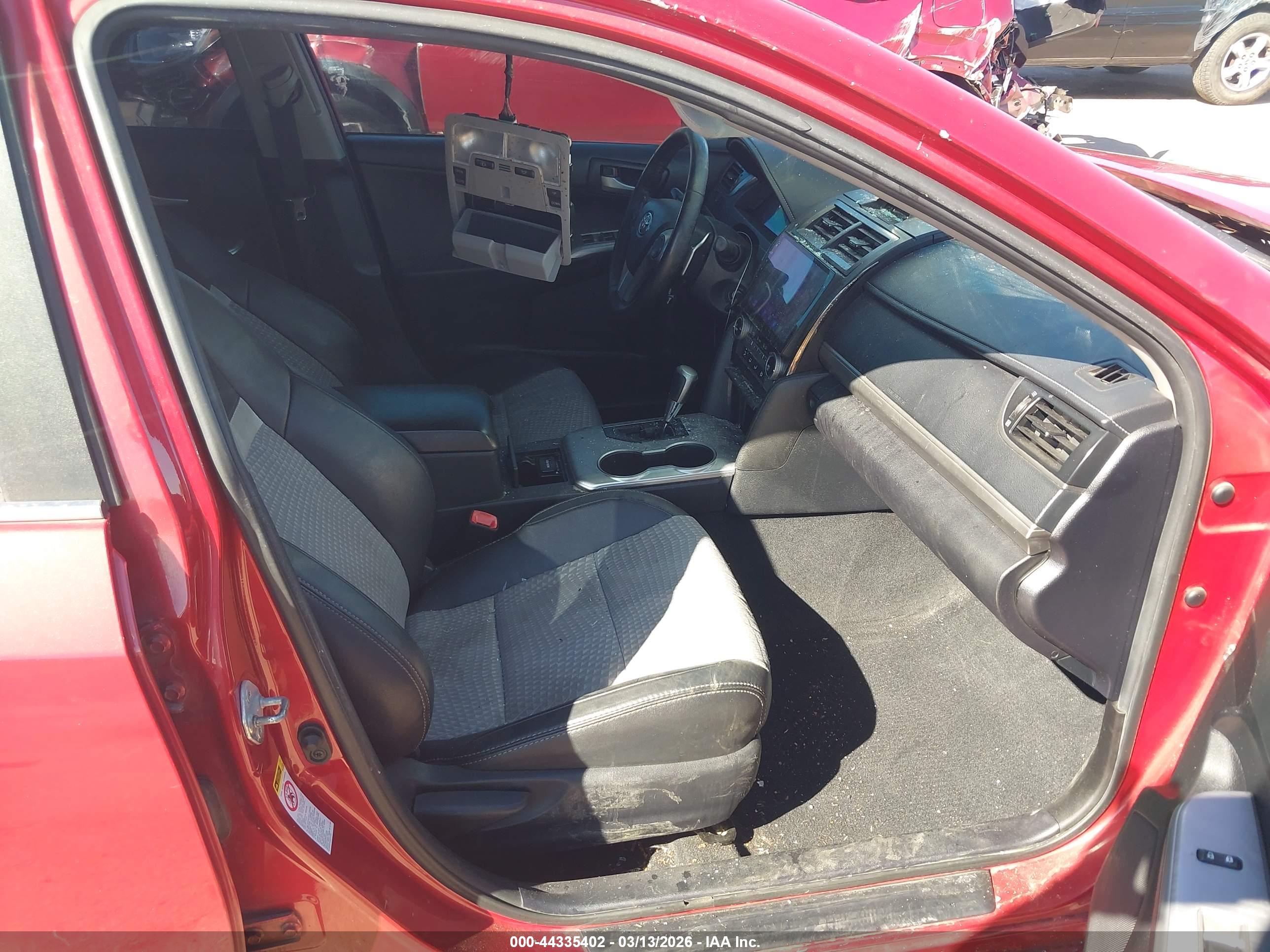 TOYOTA CAMRY image 5