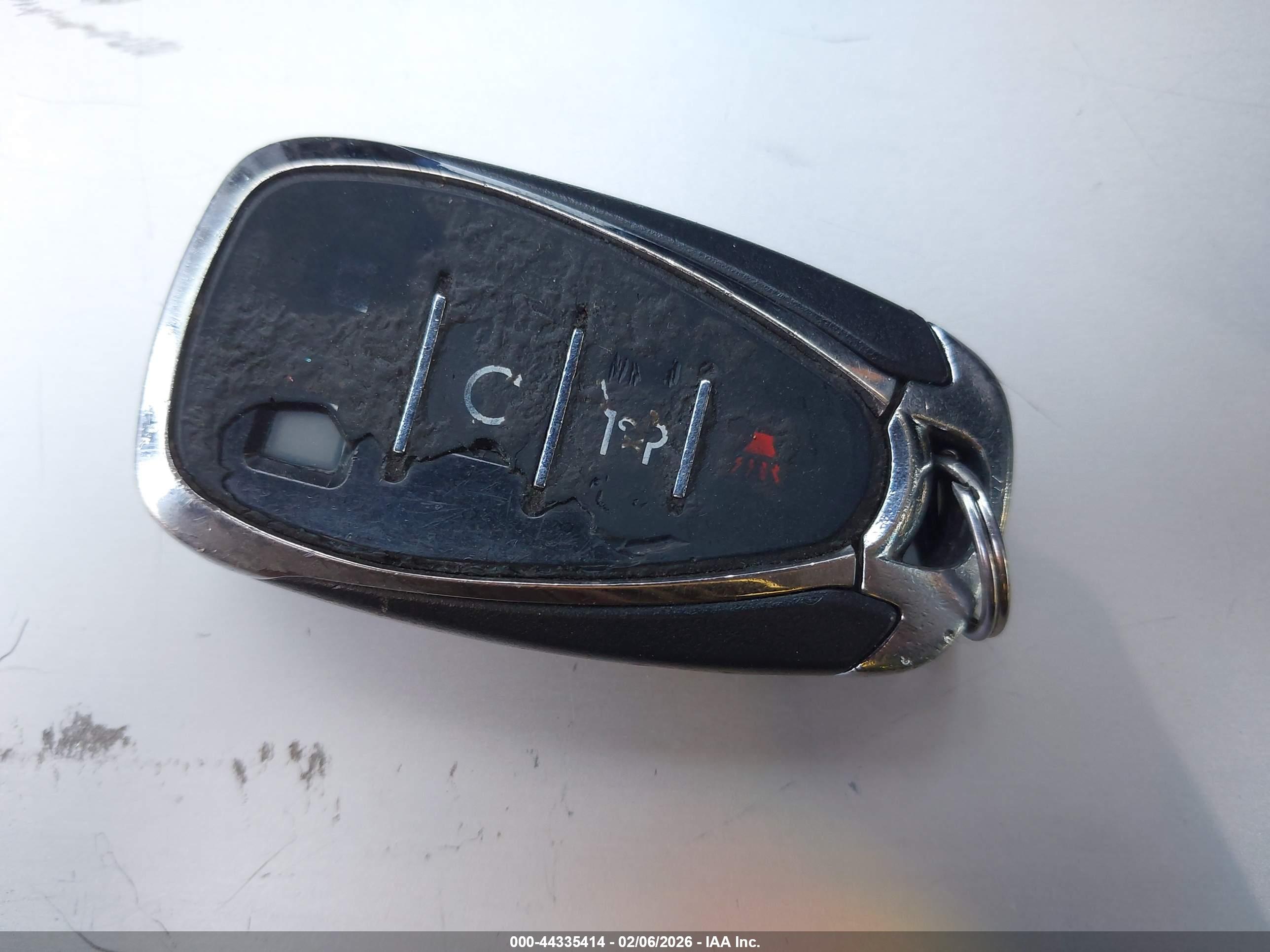 CHEVROLET EQUINOX image 11