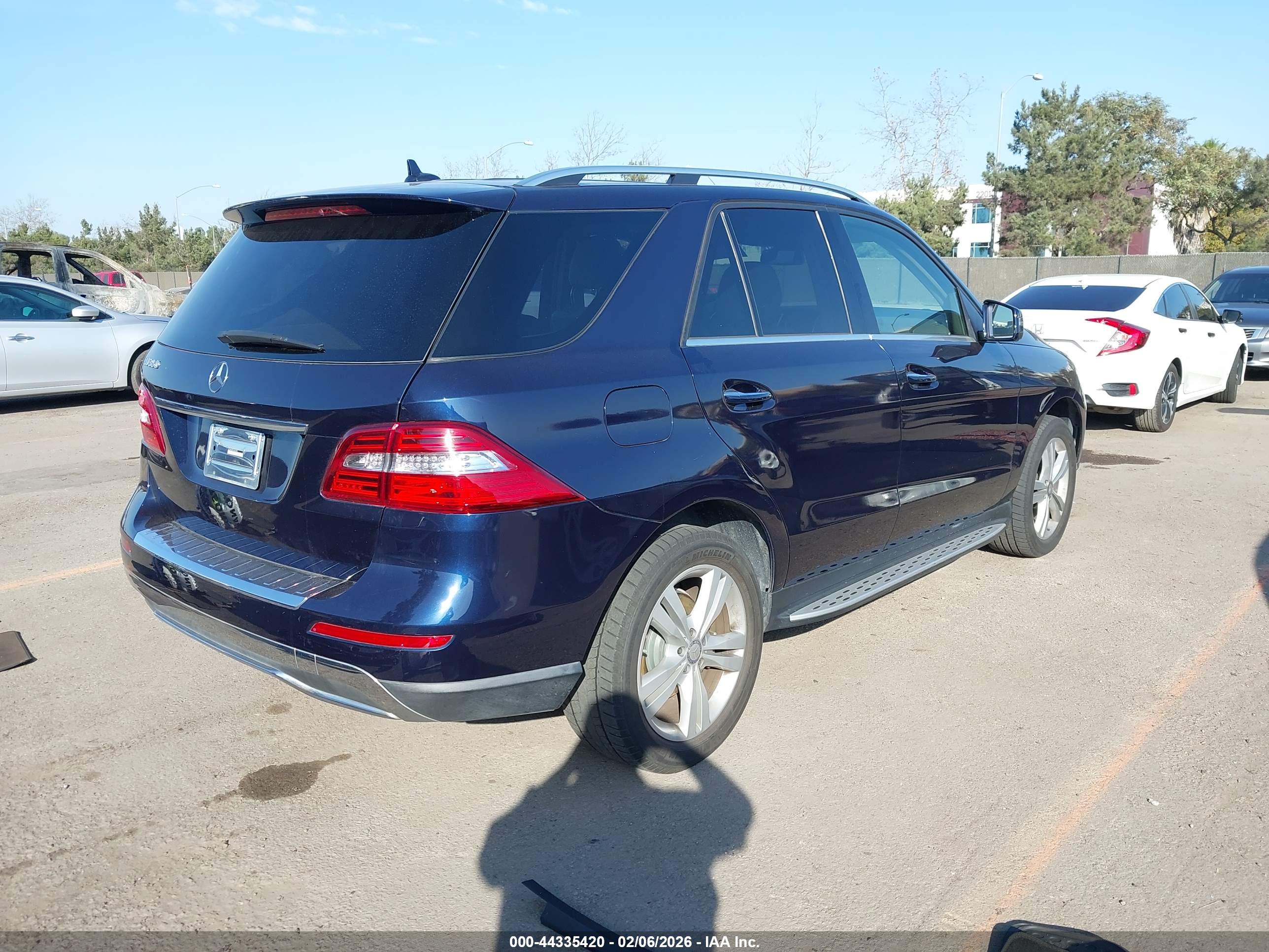 MERCEDES-BENZ ML image 4