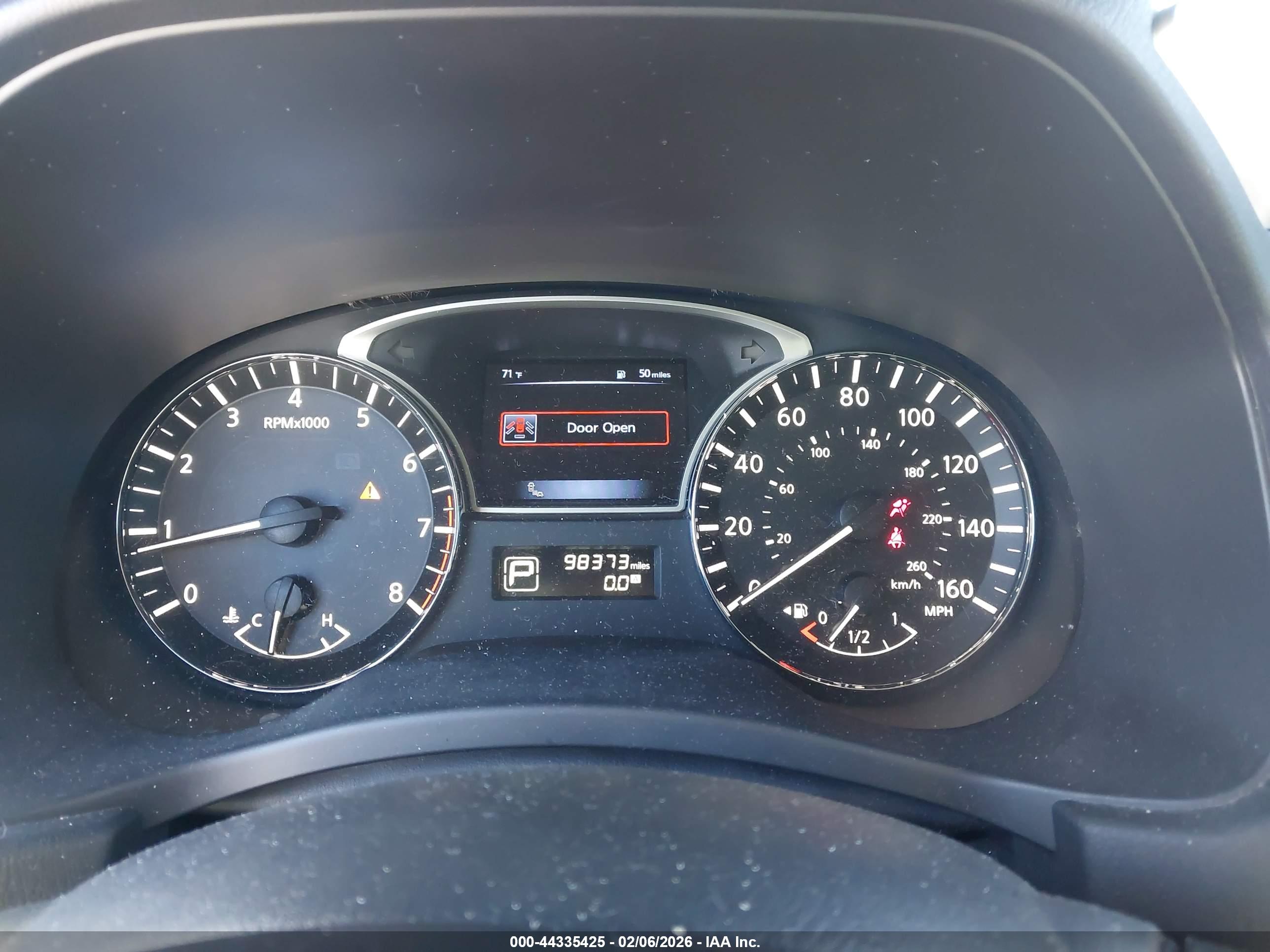 NISSAN PATHFINDER image 7